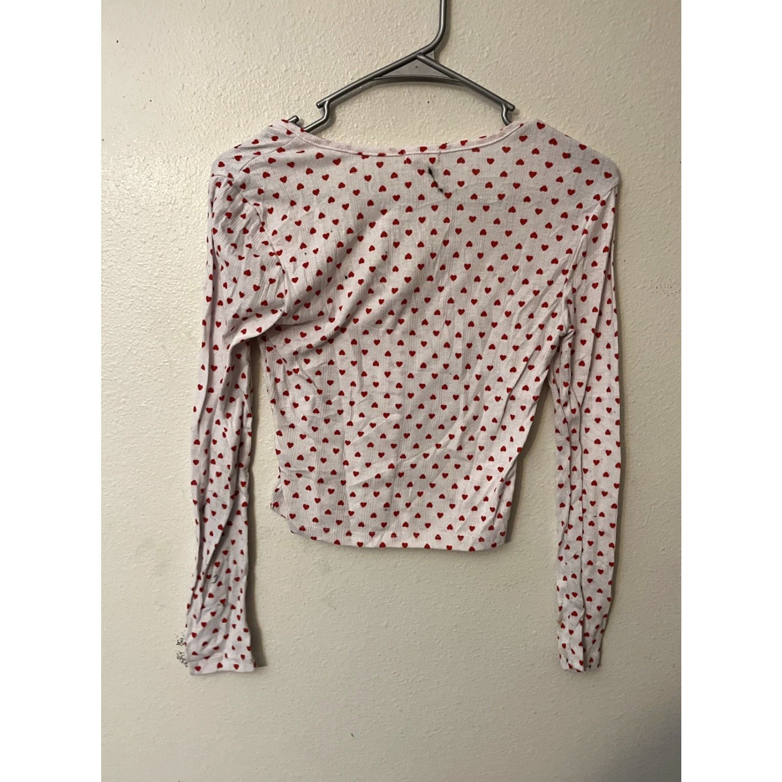Aeropostale WOMENS Aeropostale White Hearts Square Neck Button-Front Cardigan ~ EUC ~ S Size S / US 4 / IT 40 - 2 Thumbnail