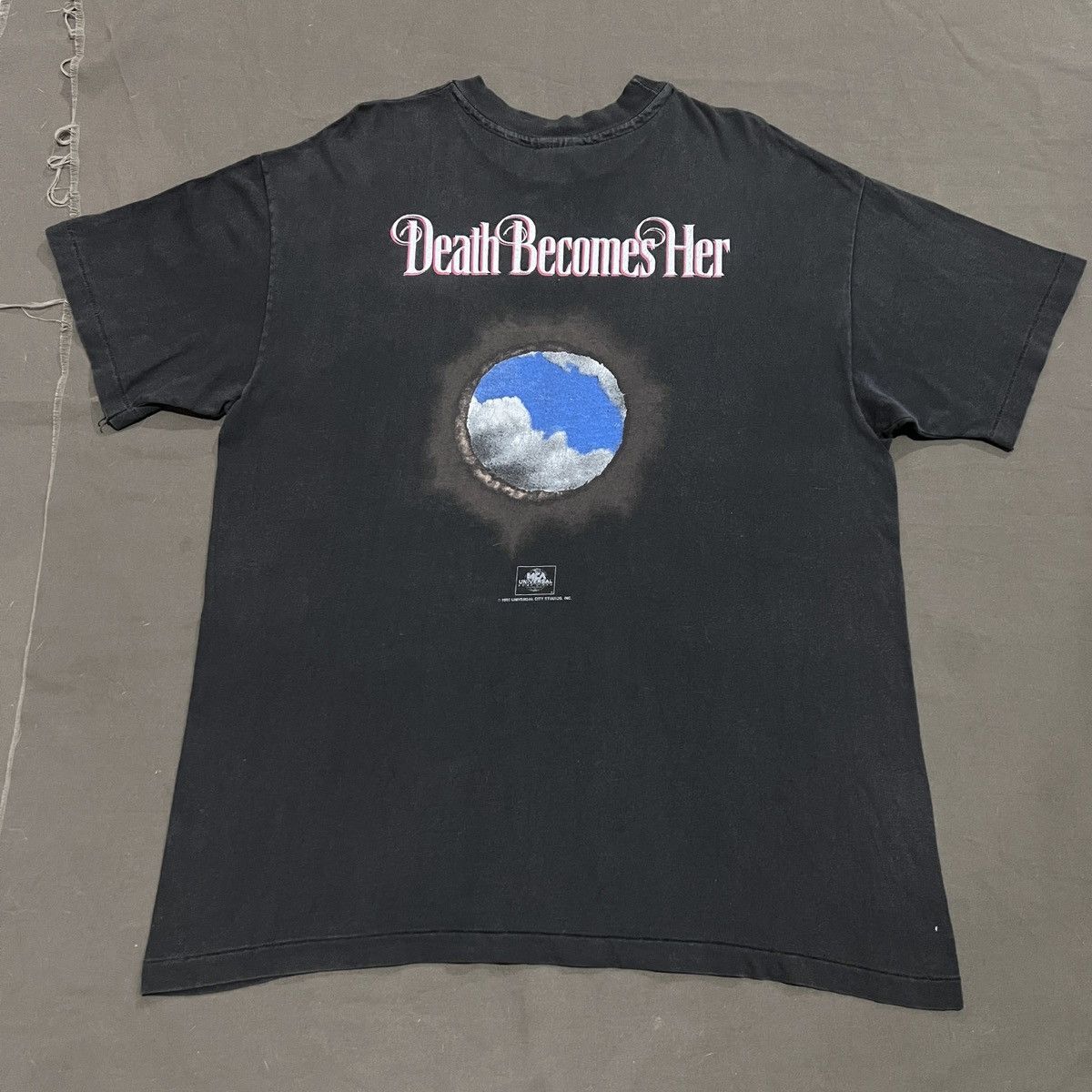 Universal Studios Vintage 90s 1992 Death Becomes Her Movie Promo Tee Faded Size US L / EU 52-54 / 3 - 8 Thumbnail
