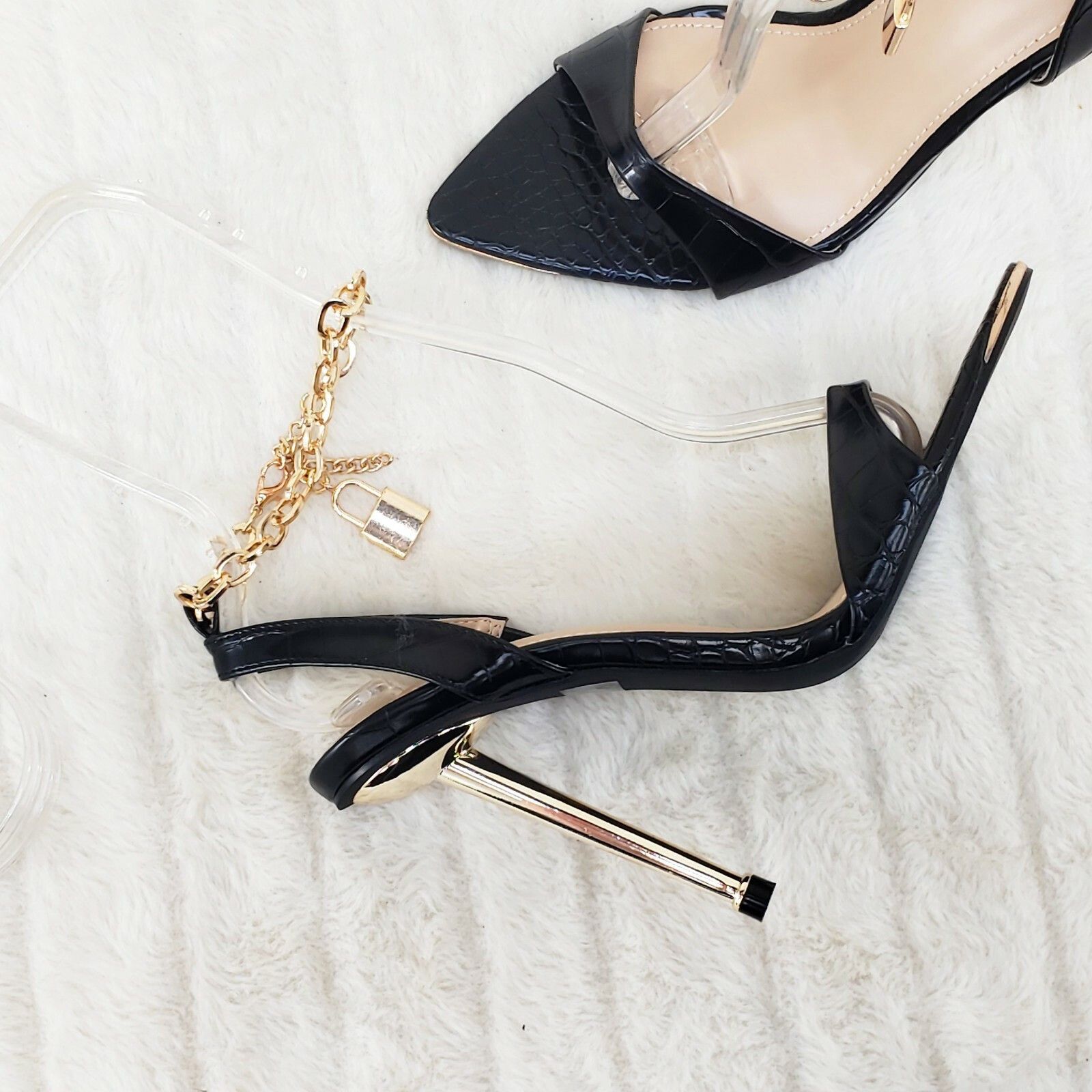 Other Nicely Pad Lock Chain Strap High Heels Metal Toe Tip Shoes B Size US 7 / IT 37 - 5 Thumbnail