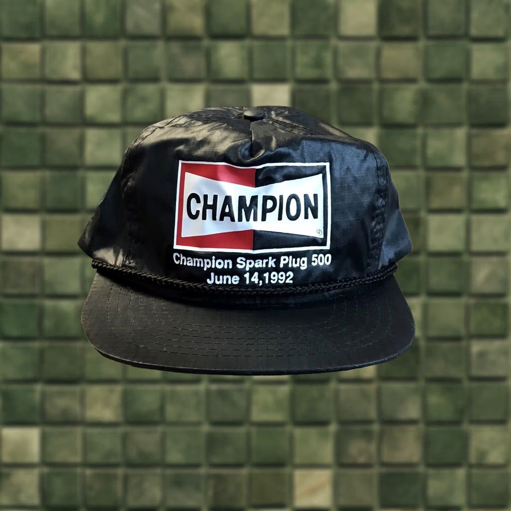 Champion VINTAGE Champion Spark Plug 500 NASCAR Racing Rope SnapBack Cap Unisex Adults One Size Black Cap Size ONE SIZE - 1 Thumbnail