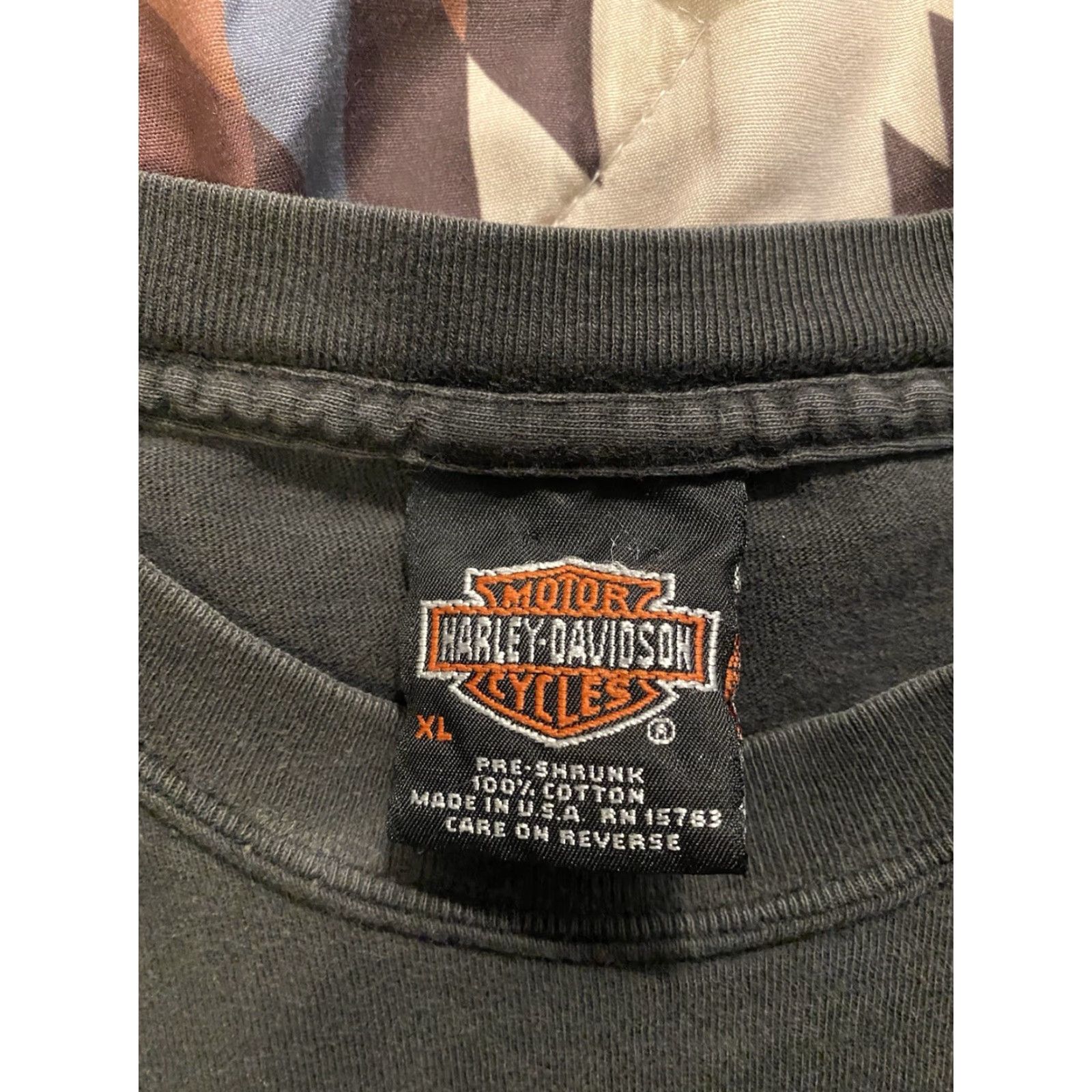 Harley Davidson VINTAGE Harley-Davidson T-Shirt Charleston South Carolina Black Cotton XL Mens Crew Neck Short Sleeve Graphic Print Distress Size US XL / EU 56 / 4 - 3 Thumbnail