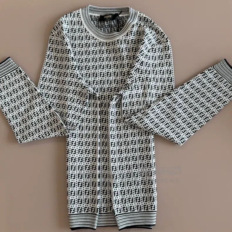 Fendi Fendi Full Print FF Round Neck Knit Sweater Size US L / EU 52-54 / 3 - 5 Thumbnail