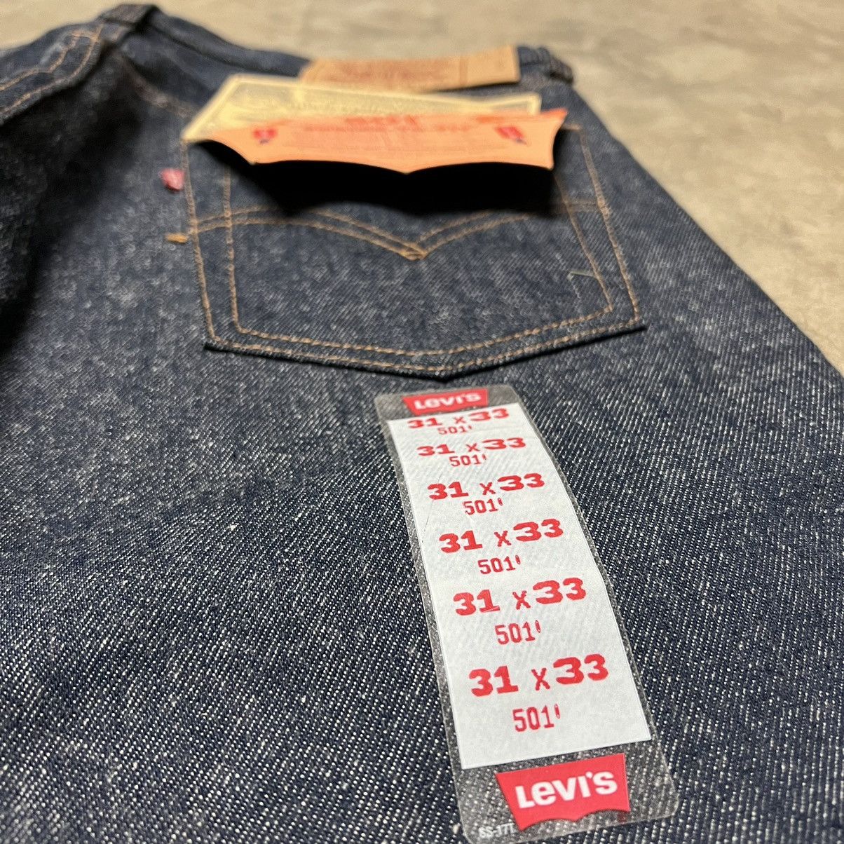 Levi's × Levi's Vintage Clothing × Vintage Vintage 90’s Levi’s 501 🇺🇸 Straight-Leg Denim Jeans Size US 31 - 6 Thumbnail