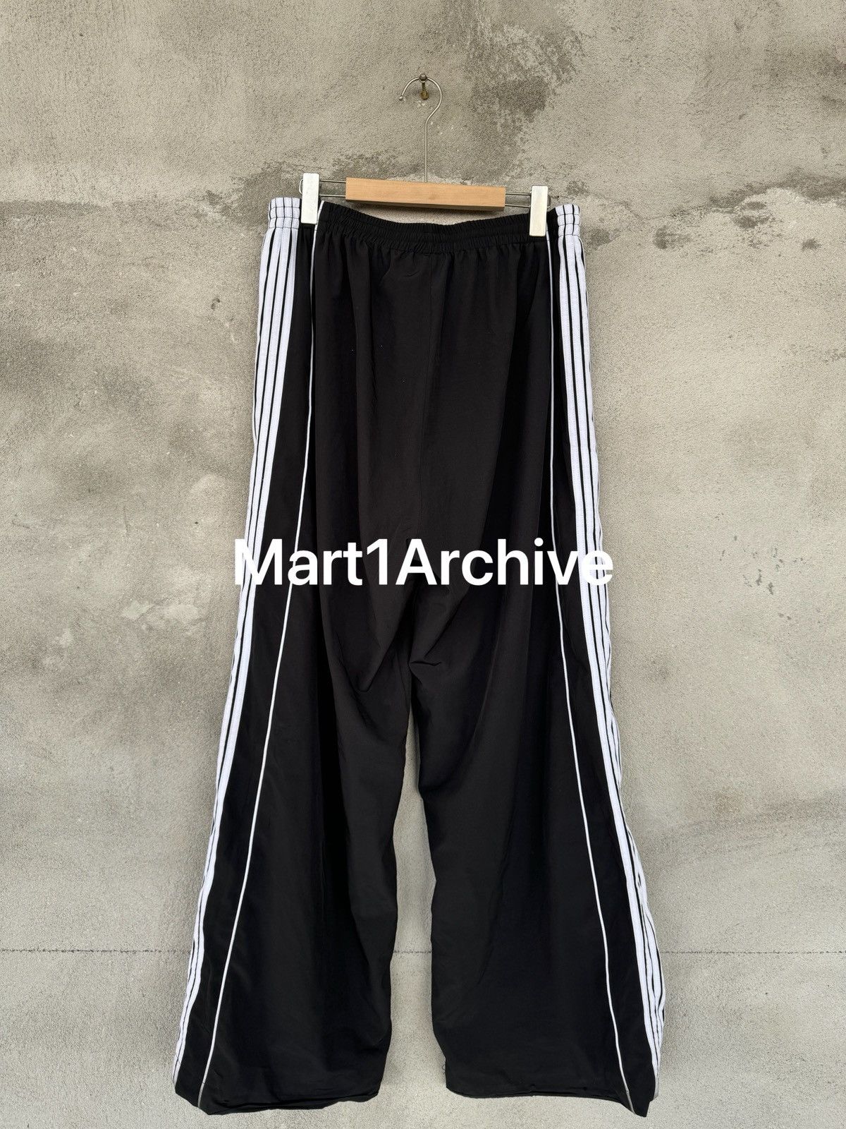 Balenciaga Balenciaga 25SS Double Ring Embroidered Five-Stripe Pants Size US 33 - 2 Thumbnail
