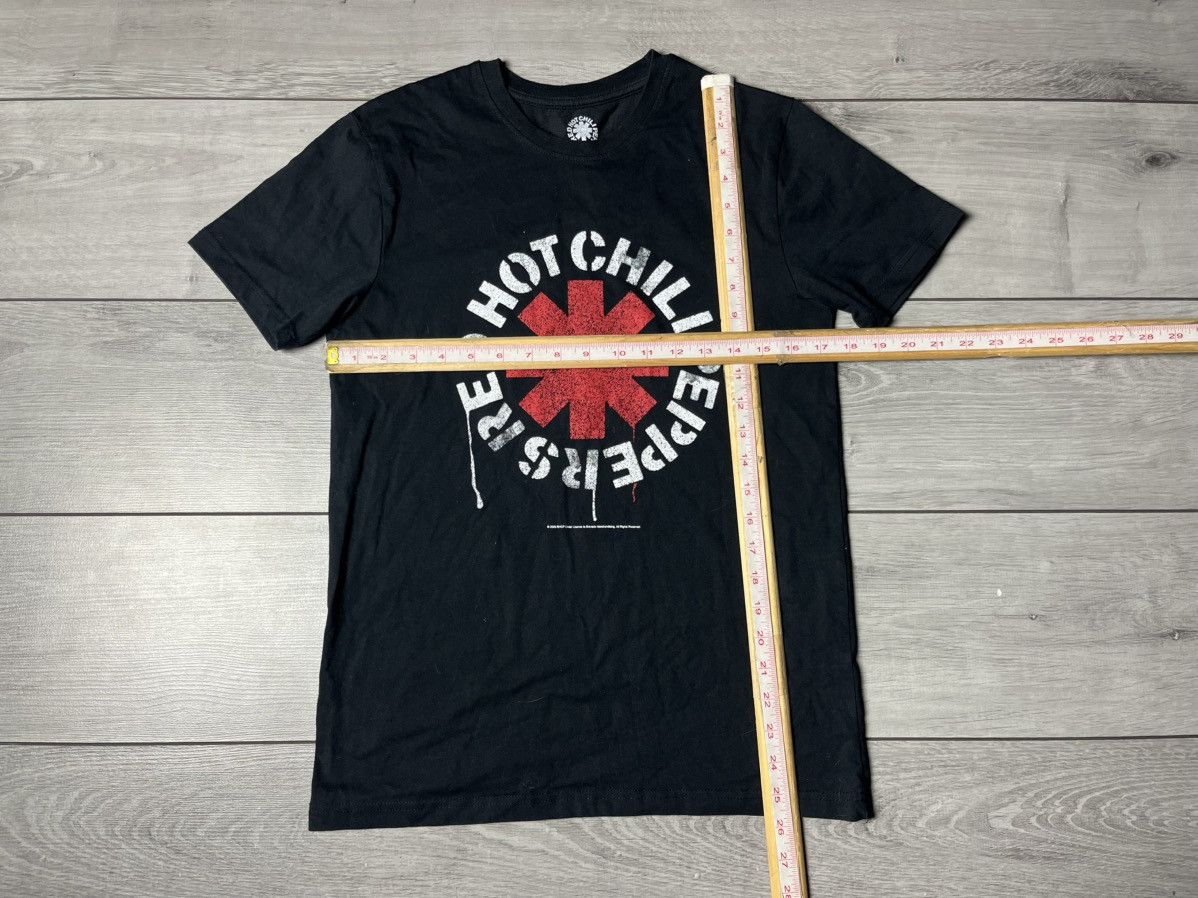 Band Tees Red Hot Chili Peppers Tshirt rock band 2006 size Small Size US S / EU 44-46 / 1 - 6 Thumbnail