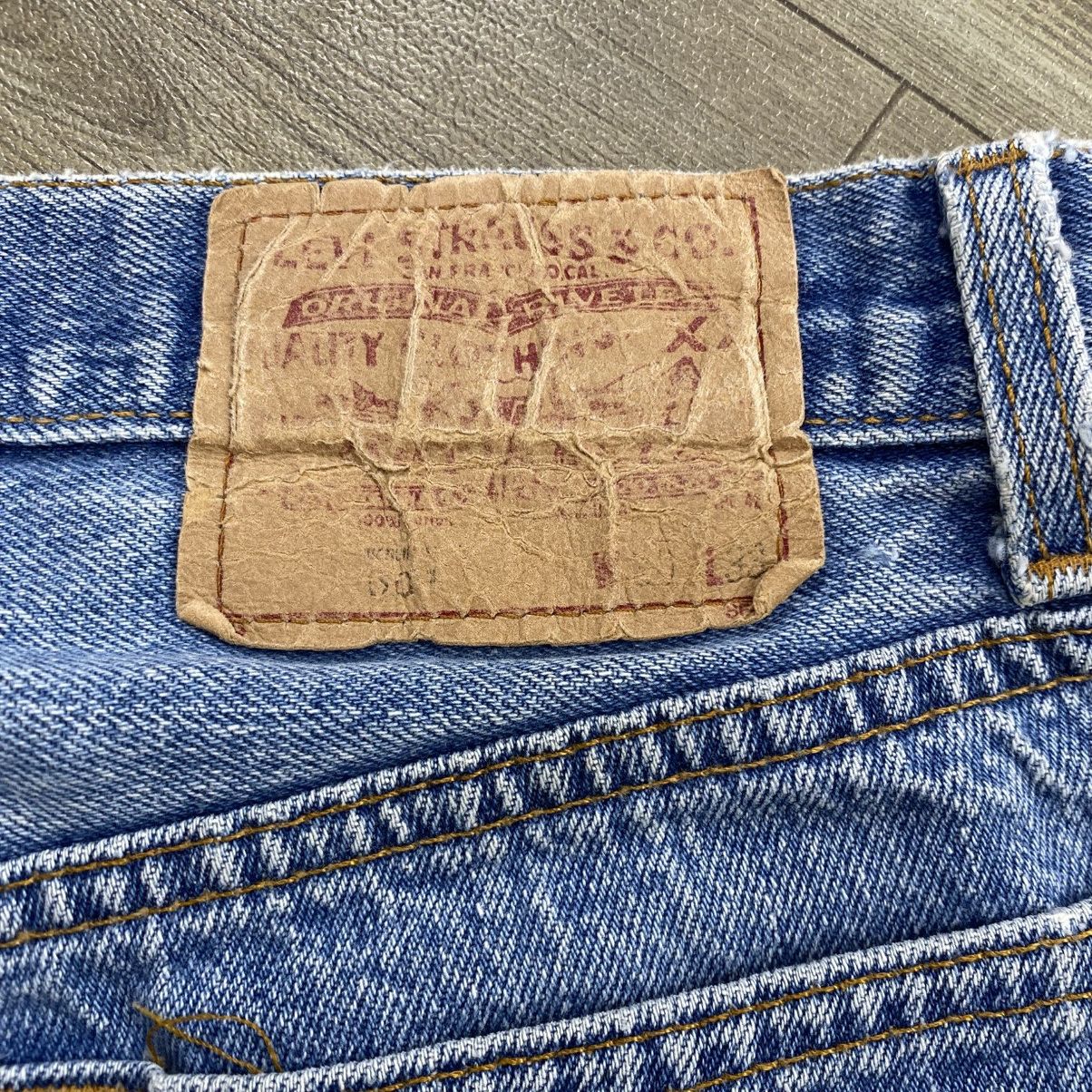 Levi's Vintage Clothing 🇺🇸1990s Vintage Levis 501 USA 30x33 #501 Blue Jeans Size US 29 - 17 Thumbnail