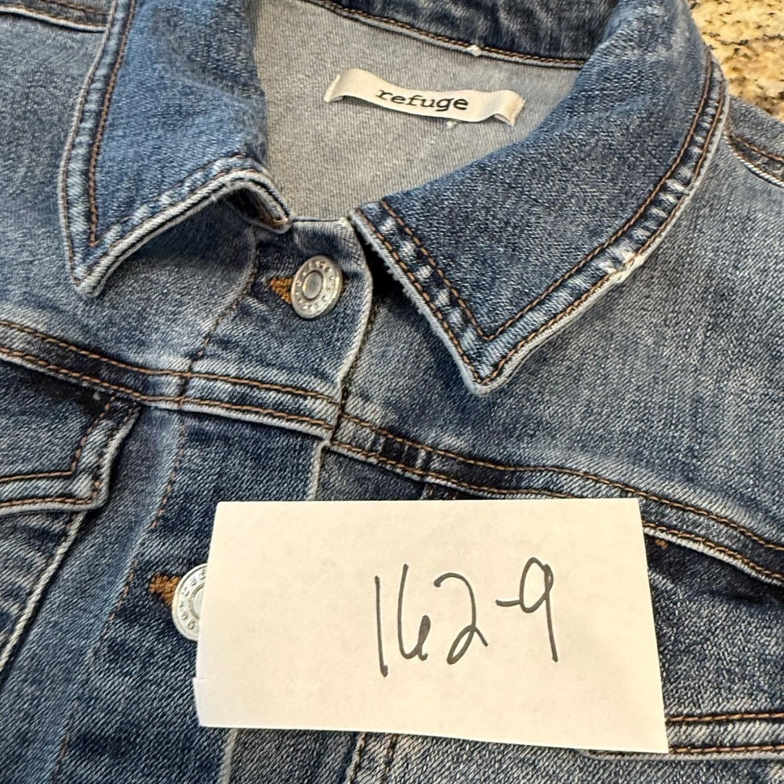 Other Refuge cropped denim jeans jacket button up medium wash SZ M Size M / US 6-8 / IT 42-44 - 9 Thumbnail
