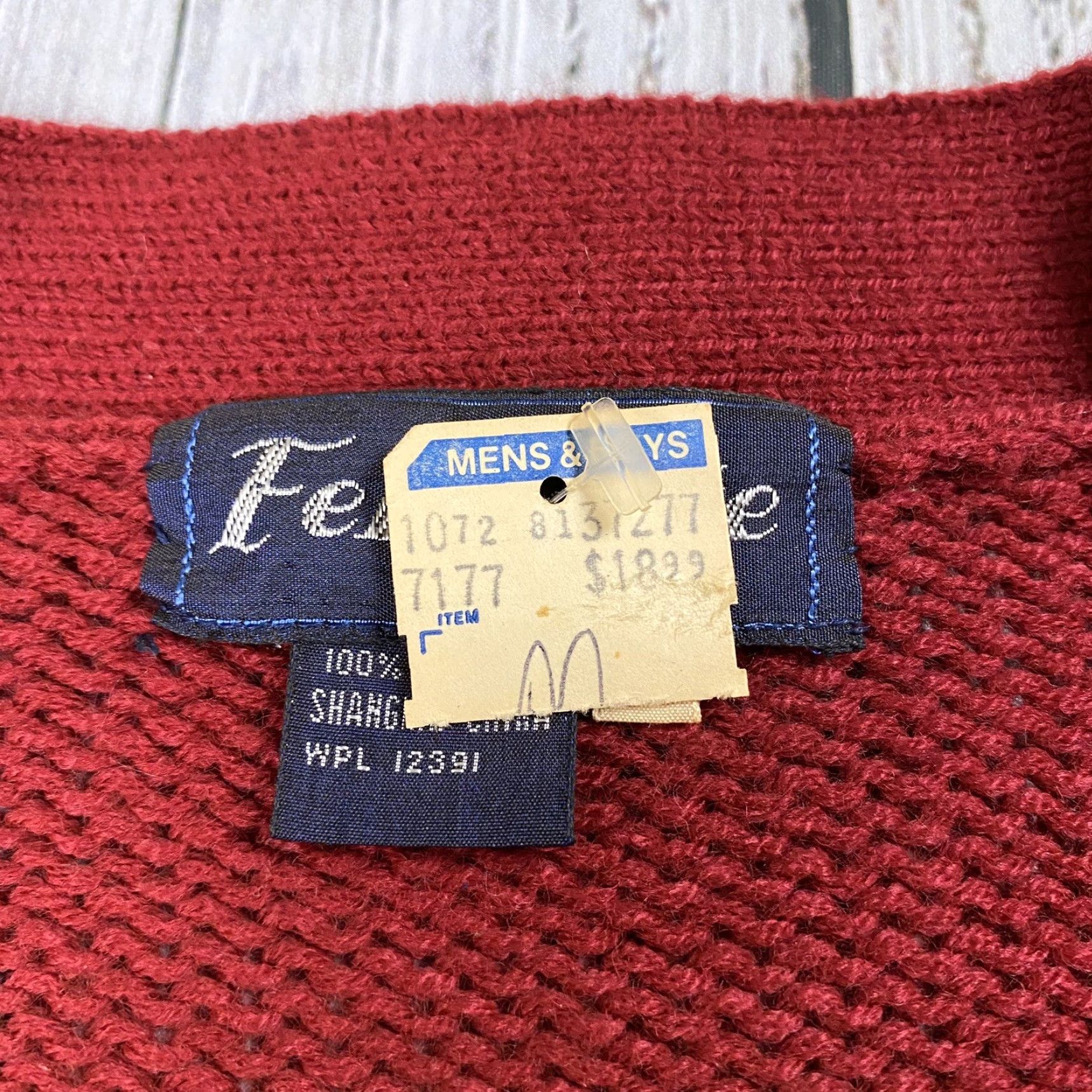 Vintage VINTAGE Fellsgate Cable Knit Cardigan Sweater M Red 80s Unisex Adults Size US M / EU 48-50 / 2 - 4 Thumbnail