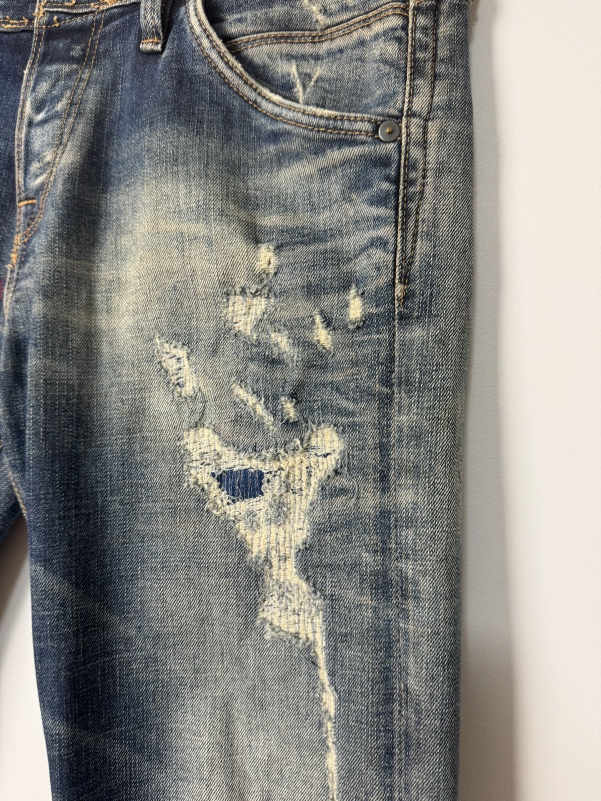 Japanese Brand Distressed Slim Fit Jeans Vintage Wash Denim Leather detail Size US 30 / EU 46 - 8 Thumbnail