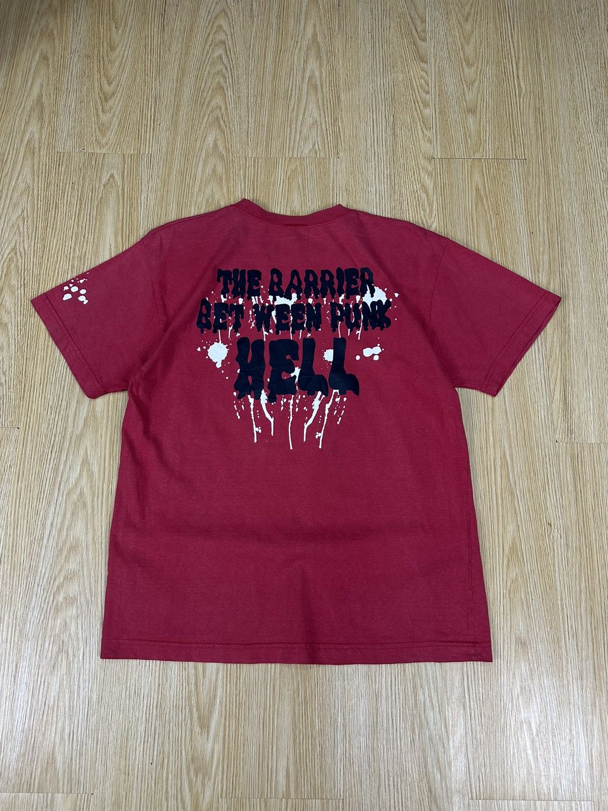 Hall Of Fame Hall of Fame Between Punk TShirt A892 Size US M / EU 48-50 / 2 - 2 Thumbnail