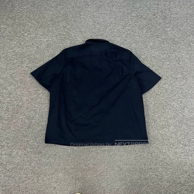 Louis Vuitton Louis Vuitton size 4l 25 New Embossed Old Flower Short Slee Size US M / EU 48-50 / 2 - 2 Thumbnail