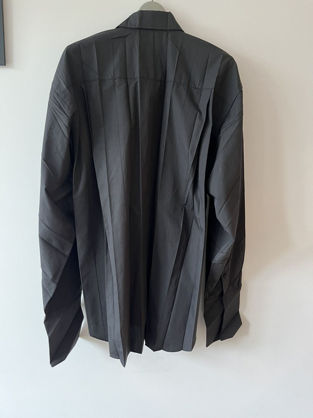 Balenciaga SS20 Pleated shirt Size US M / EU 48-50 / 2 - 3 Thumbnail