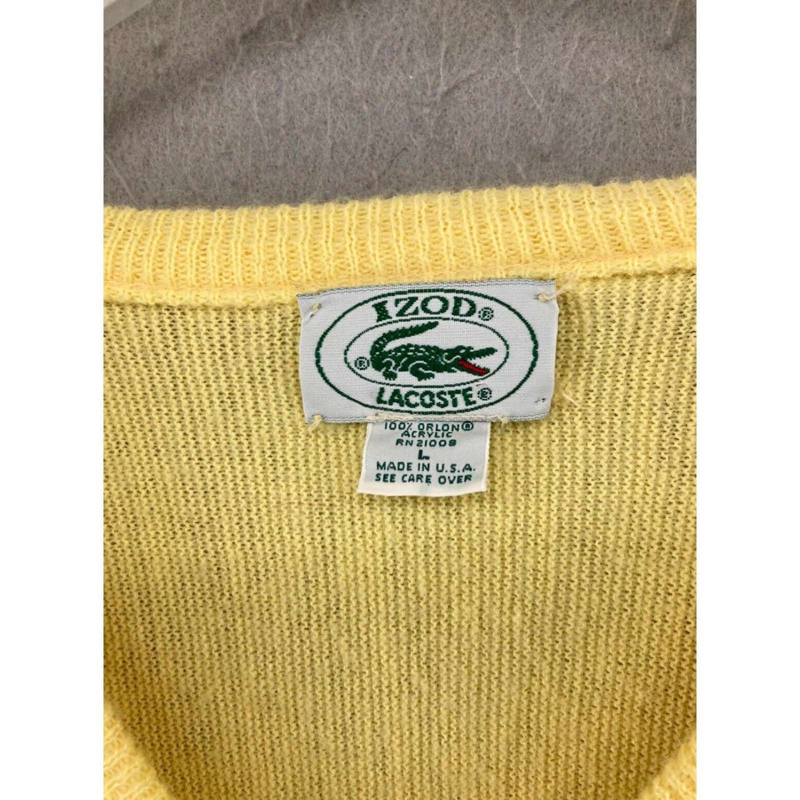 Izod VINTAGE Izod Lacoste Mens Sweater Pullover Large Yellow Logo Embroidered 80s 90s SKU: L Mens Knit V-Neck Size US L / EU 52-54 / 3 - 6 Thumbnail