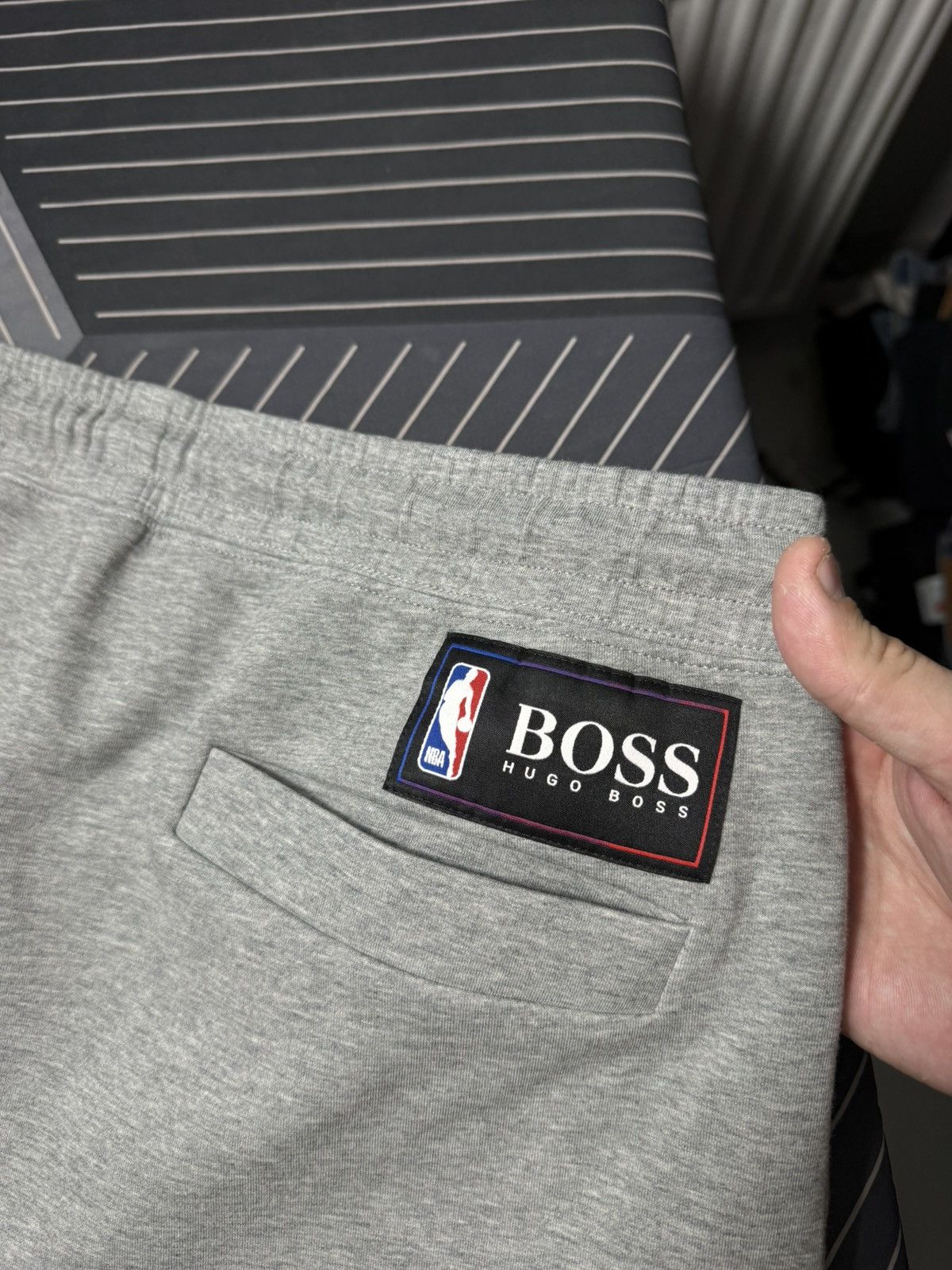 Hugo Boss Hugo Boss x NBA Joggers L Brooklyn Nets Grey Sweatpants NWT Size US 34 / EU 50 - 9 Thumbnail