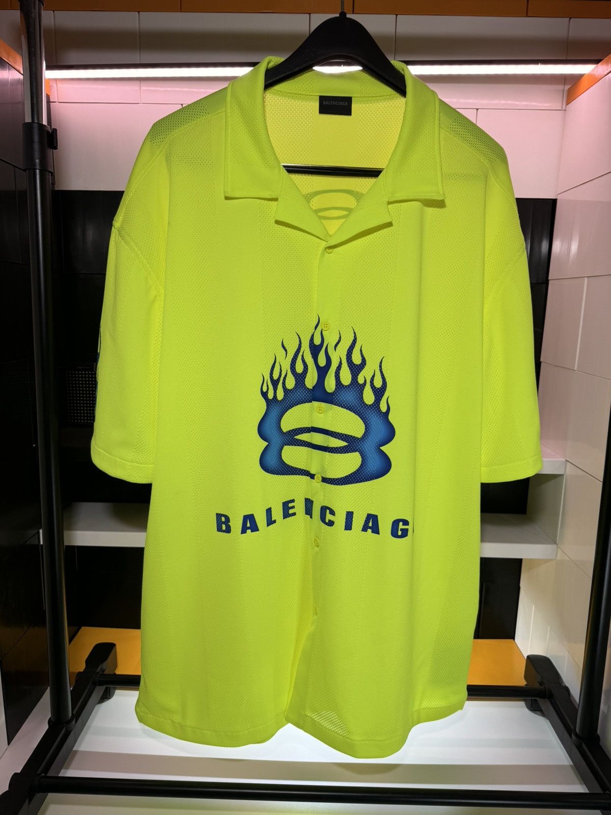Balenciaga Balenciaga Fluo Yellow Striped Mesh Shirt Size L Size US L / EU 52-54 / 3 - 2 Thumbnail