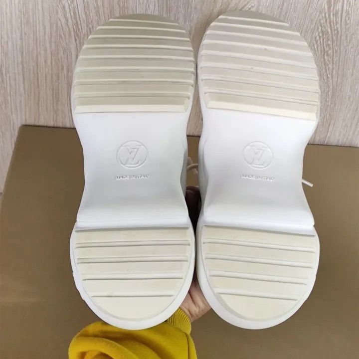 Louis Vuitton Louis Vuitton Stylish Low-Top Sneakers in White Red Yellow Size US 5.5 / EU 38 - 3 Thumbnail