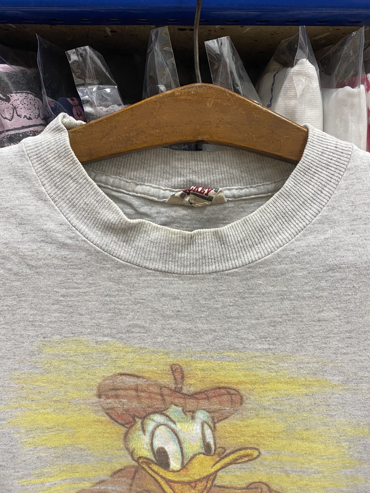 Disney VINTAGE DONALD DUCK TSHIRT Size US M / EU 48-50 / 2 - 4 Thumbnail