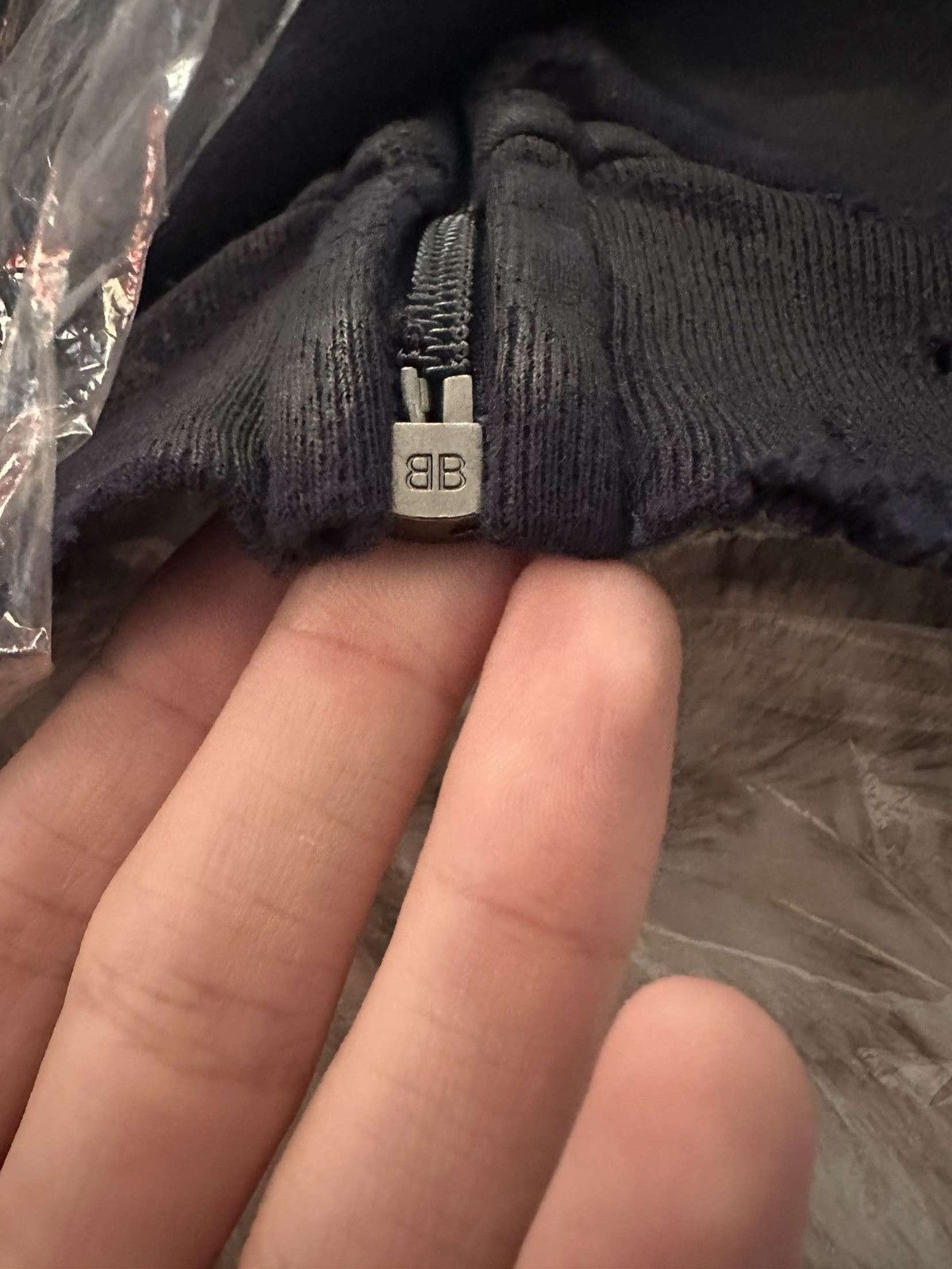 Balenciaga Balenciaga AW22 Muddy Polo Paris Zip Up Hoodie NWT Size US M / EU 48-50 / 2 - 10 Thumbnail