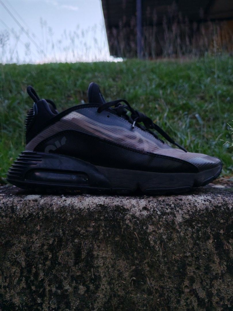 Nike Nike Air max 2090 Black wolf Grey Size US 8.5 / IT 38.5 - 1 Thumbnail