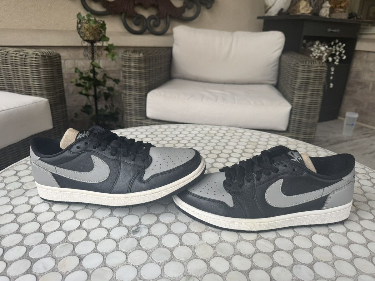 Jordan Brand Mismatched 8.5 Left 9.5 Right 2015 Jordan 1 Retro Low Shadow Size US 9 / EU 42 - 2 Thumbnail