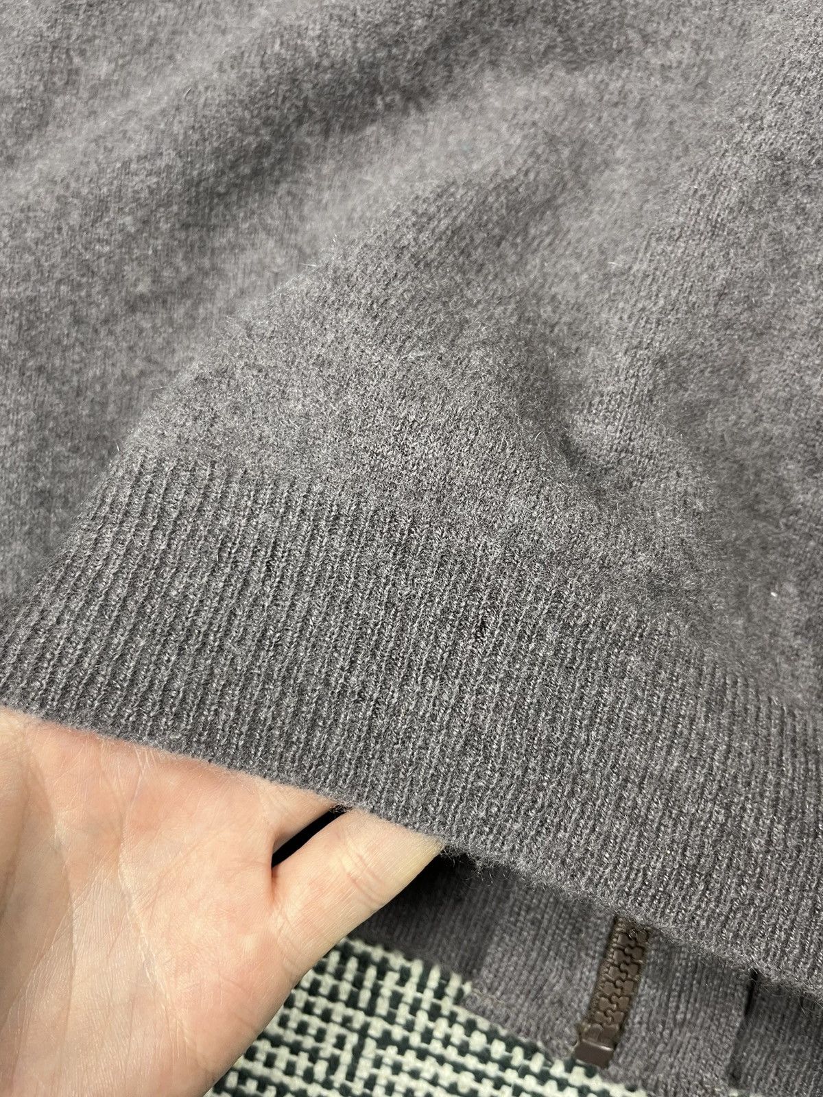 Vintage 100% cashmere top quality zip up sweater sartorial style Size US XL / EU 56 / 4 - 5 Thumbnail