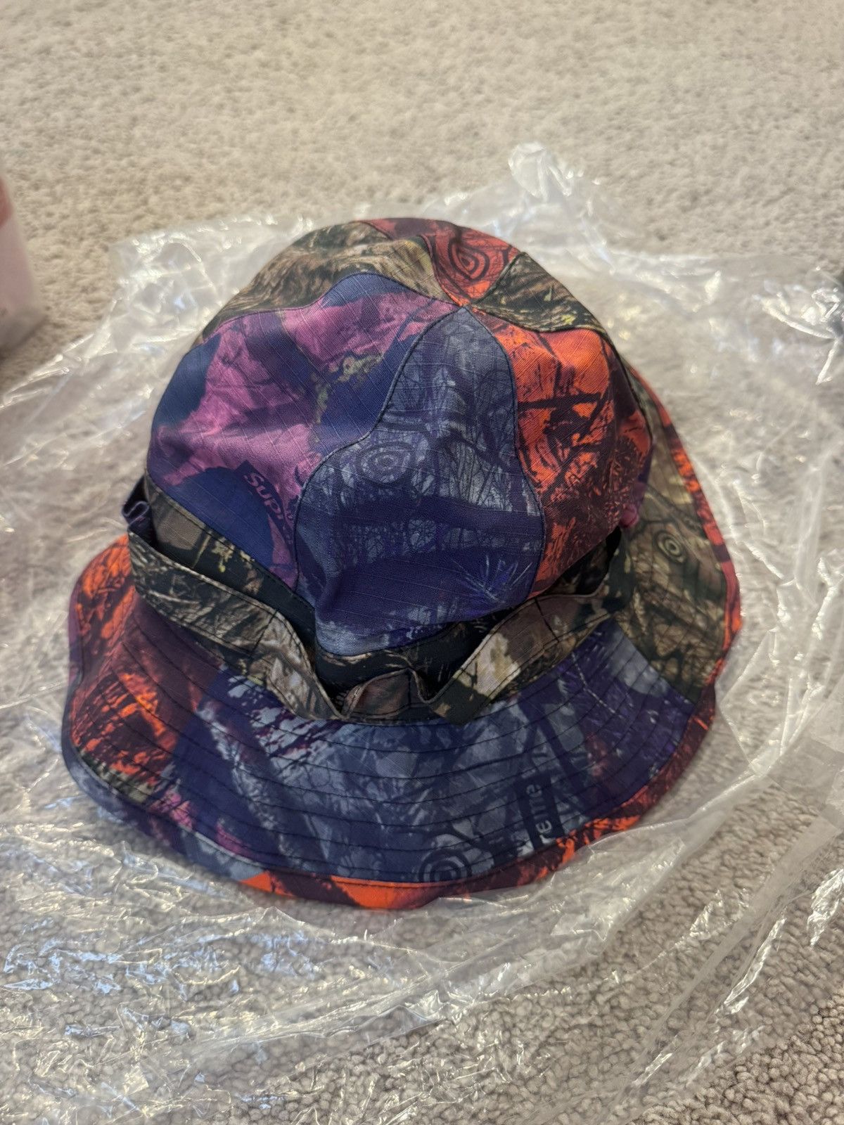South2 West8 × Supreme Supreme South2 West8 Jungle Hat S/M Size ONE SIZE - 2 Thumbnail