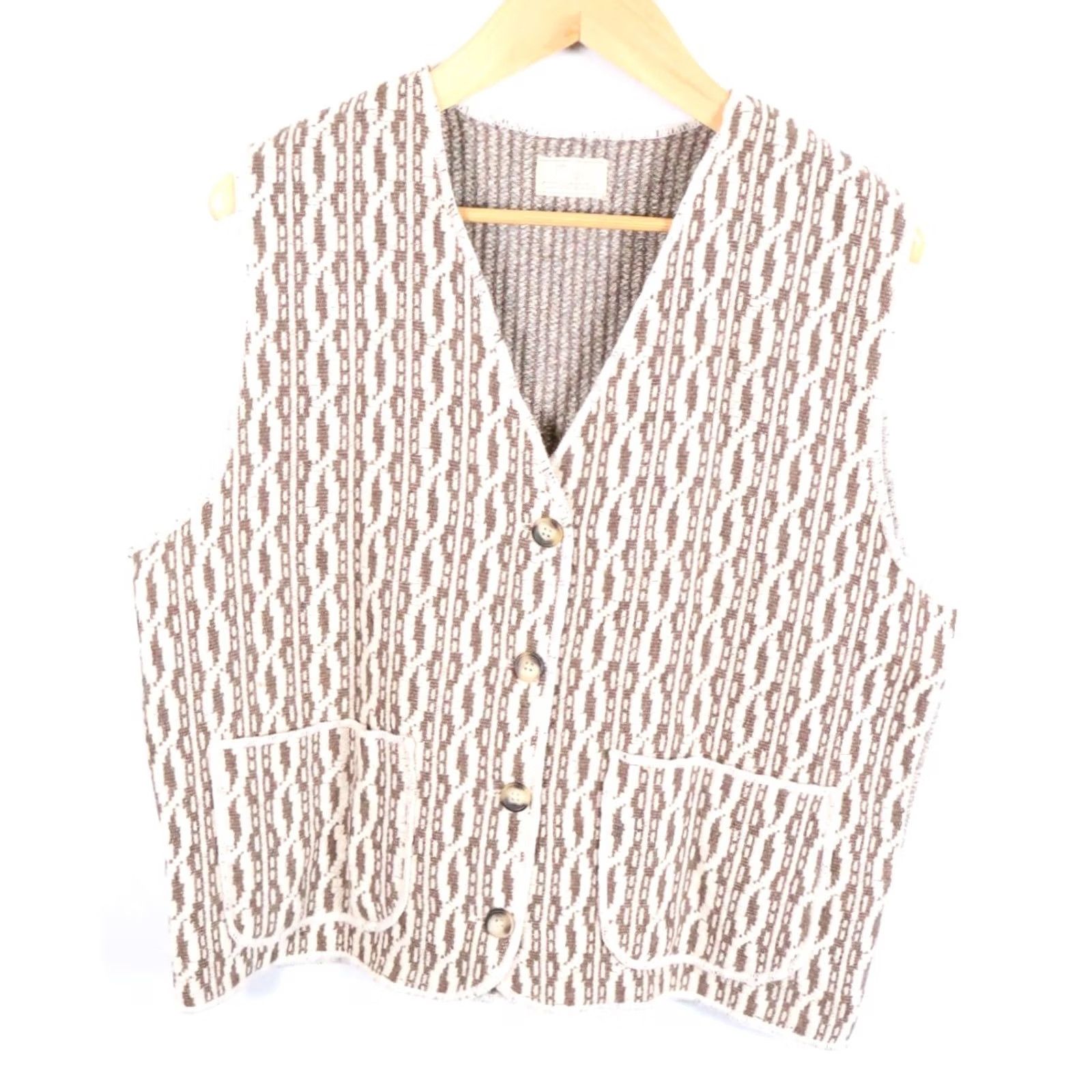 s.Oliver VINTAGE s.Oliver Geometric Knit Vest Wool Beige Women's Small Sleeveless V-Neck Knit VTG Geometric Pattern Knit Vest Size S / US 4 / IT 40 - 2 Thumbnail