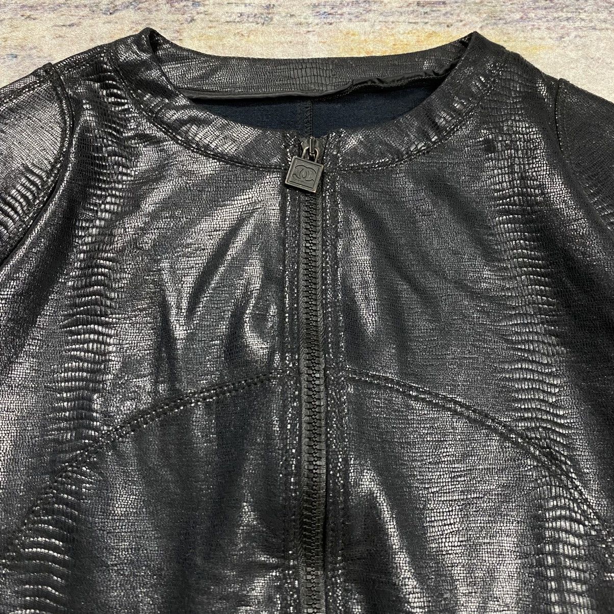 Chanel Chanel crocodile effect bikers jacket Size M / US 6-8 / IT 42-44 - 9 Thumbnail