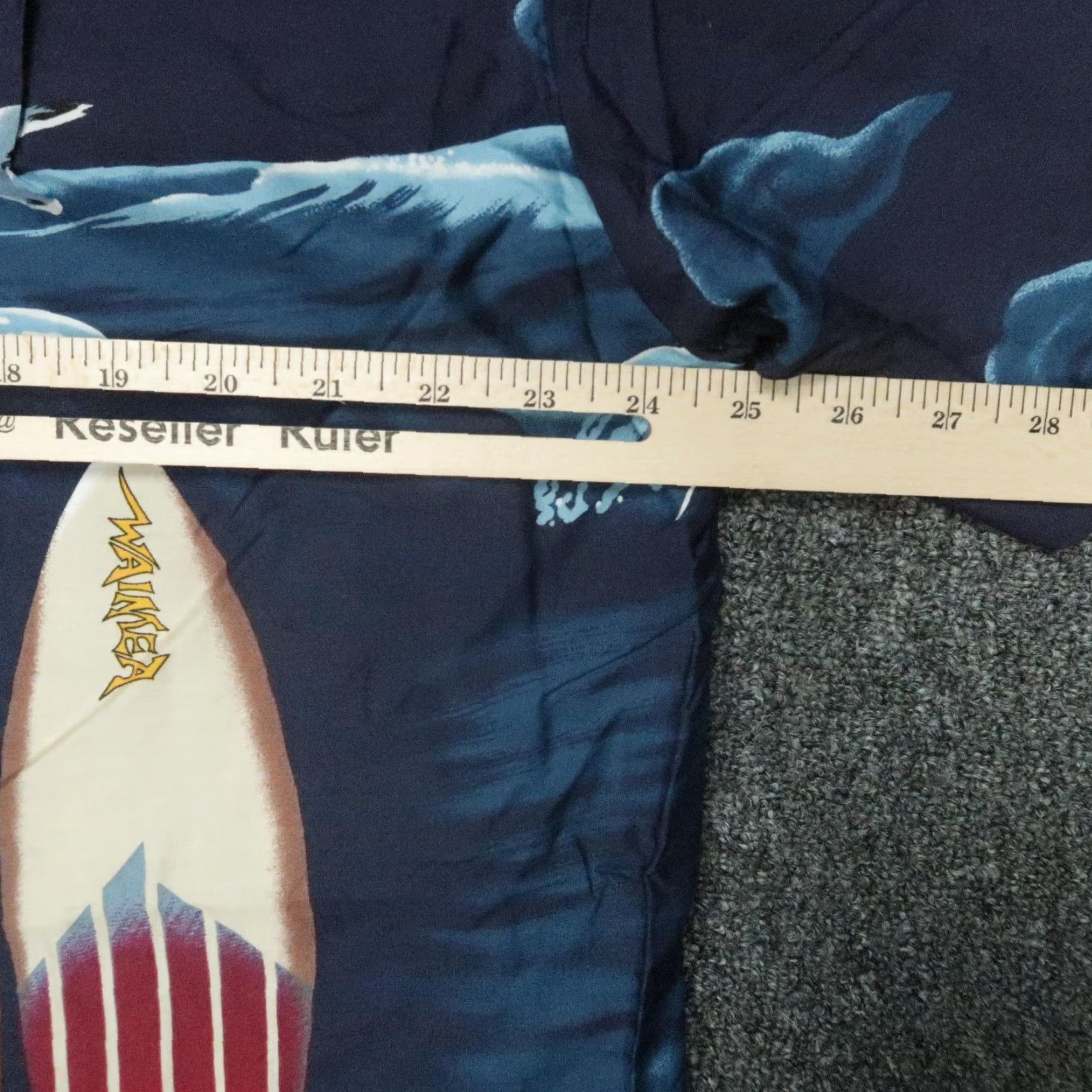 Paradise Found Paradise Found Men's Shirt Large Blue Hawaiian Surf Wave Surfboards Rayon Casual NWT Size US L / EU 52-54 / 3 - 7 Thumbnail