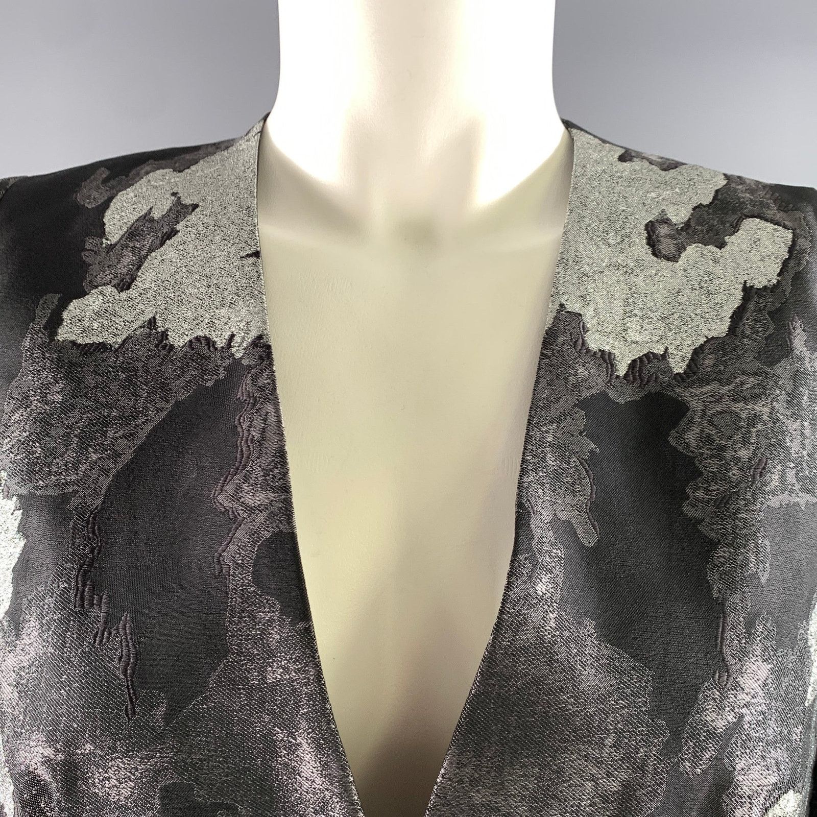 Escada ESCADA Size 4 Black Silver Silk Blend Two Button Jacket Size US 4 / IT 34 - 2 Thumbnail