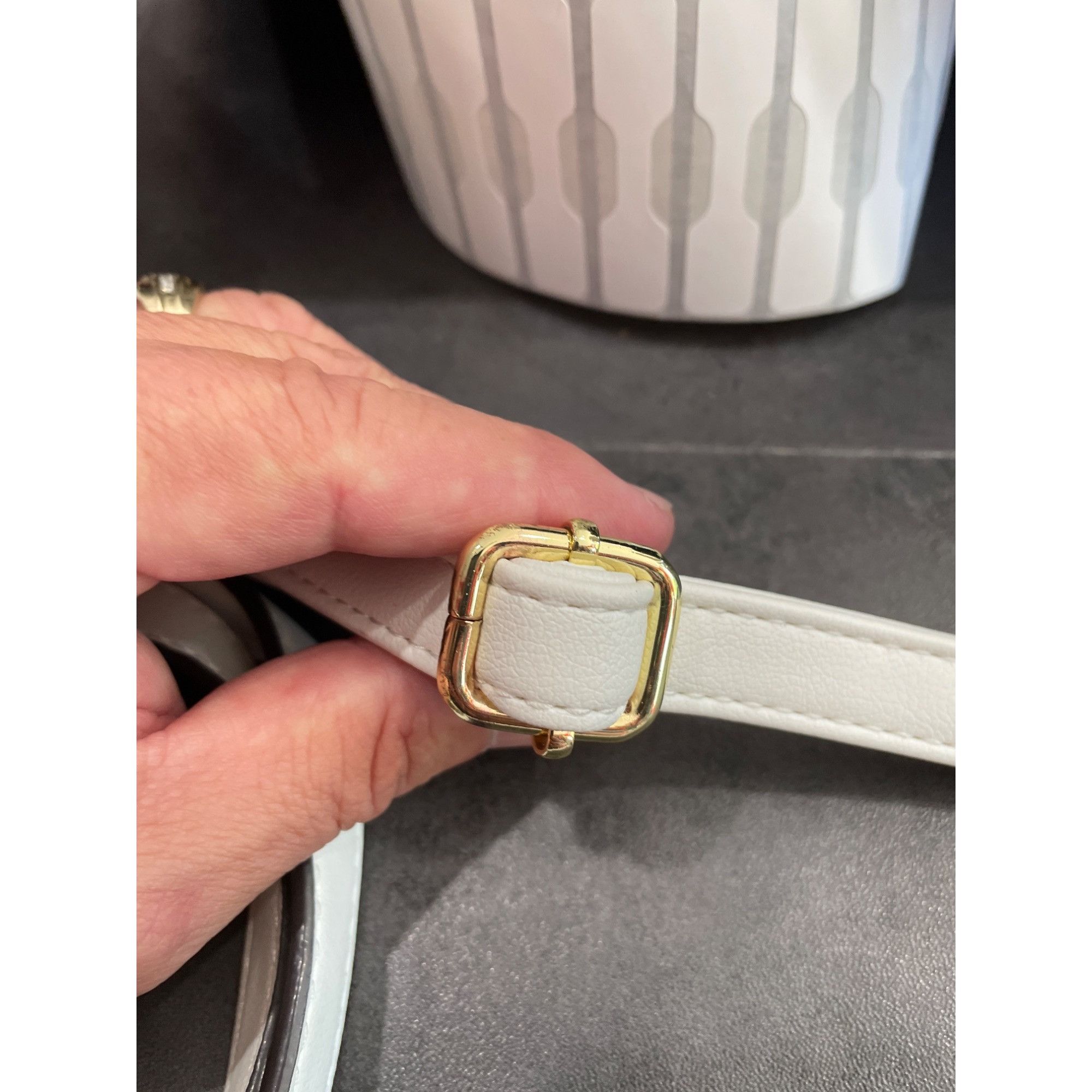 Juicy Couture Juicy Couture Womens White gold accents hand crossbody bag S Size ONE SIZE - 11 Thumbnail