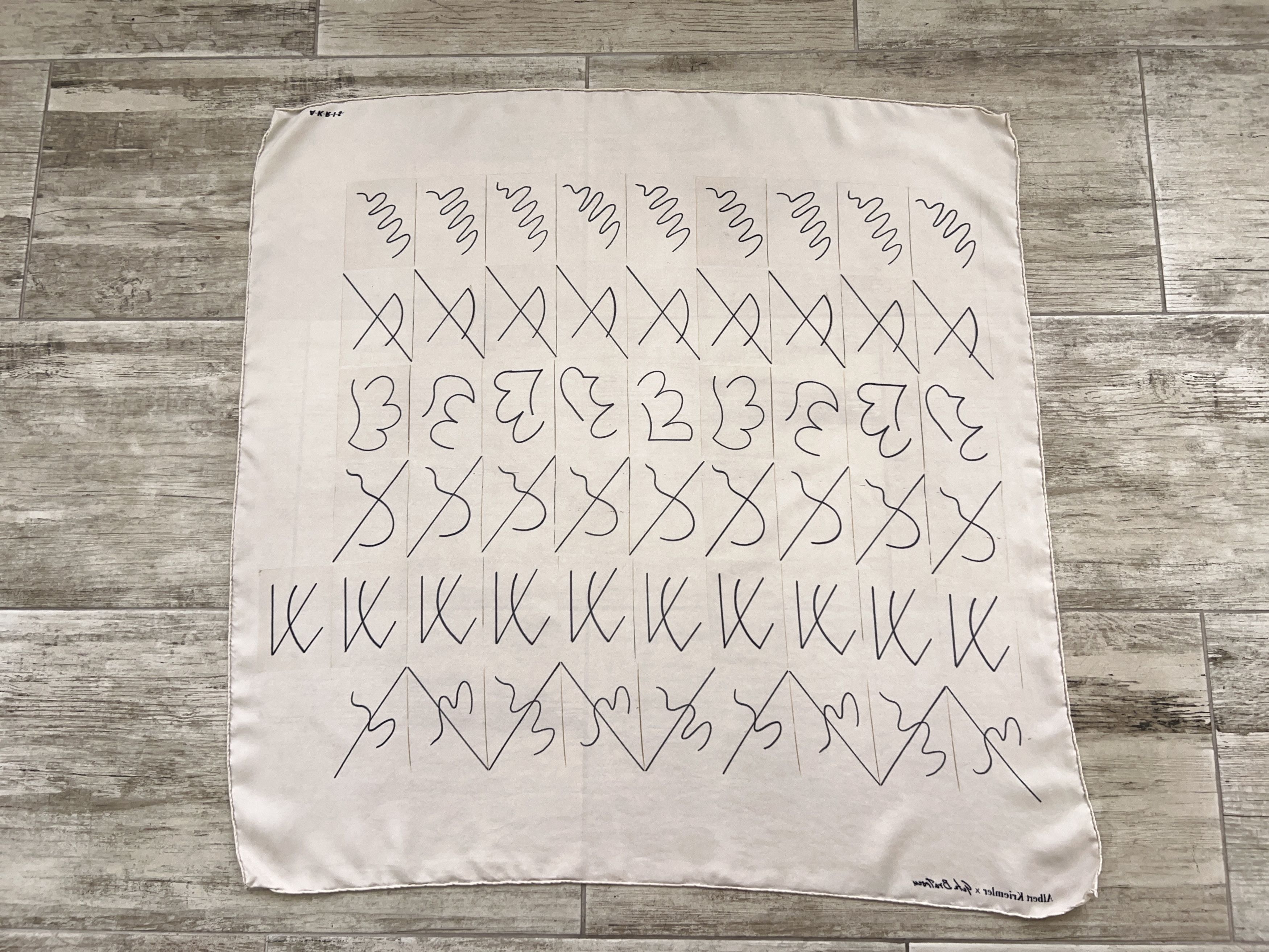 Akris × Designer Akris Albert Kriemler x Geta Brātescu Silk Square Scarf Size ONE SIZE - 7 Thumbnail