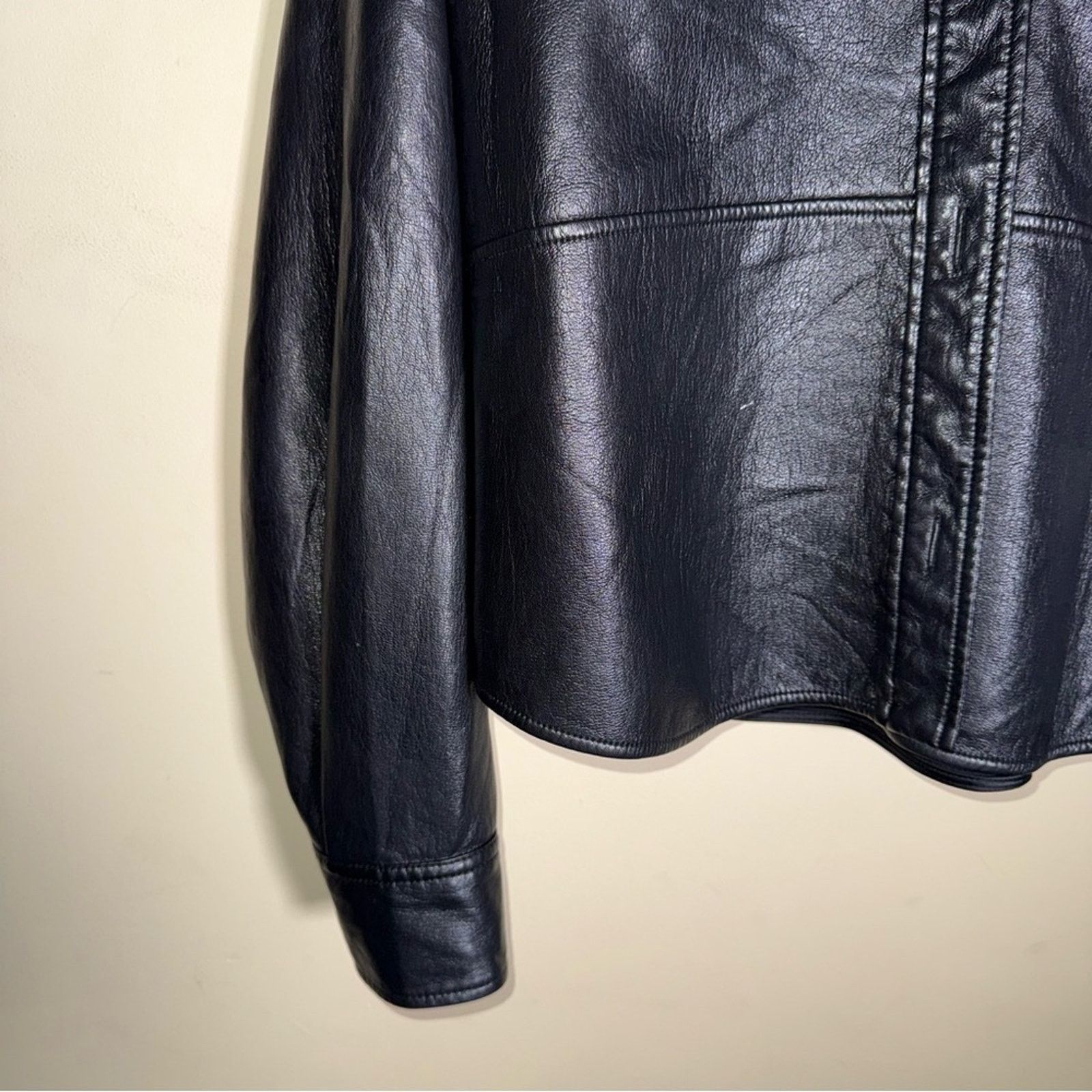 Aritzia ARITIZIA Babaton Pelli vegan leather chic biker Y2K jacket S Size S / US 4 / IT 40 - 7 Thumbnail