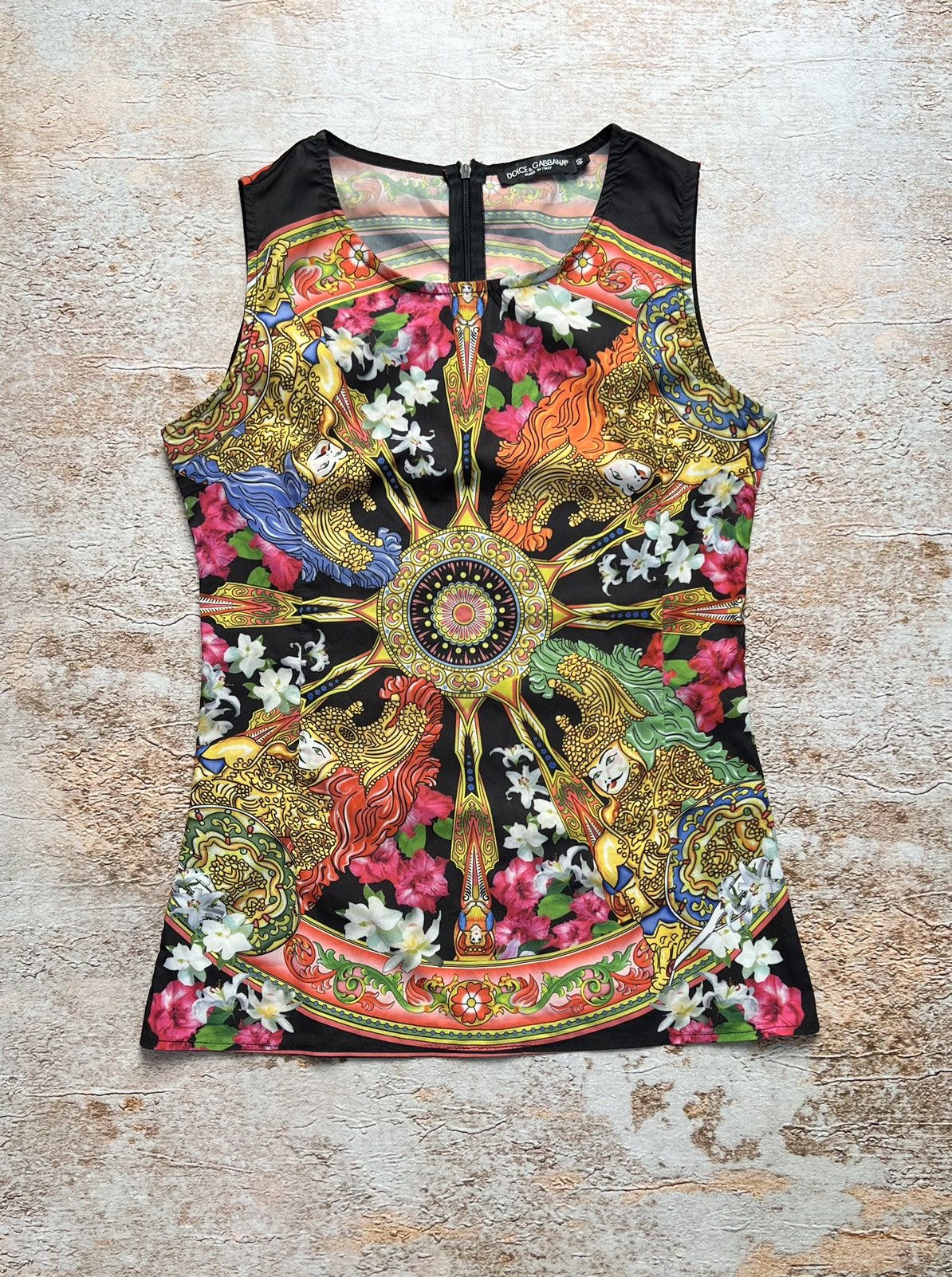 image of Dolce Gabbana x Vintage Dolce & Gabbana Japanese Print Vintage Tank Top, Women's (Size Small)