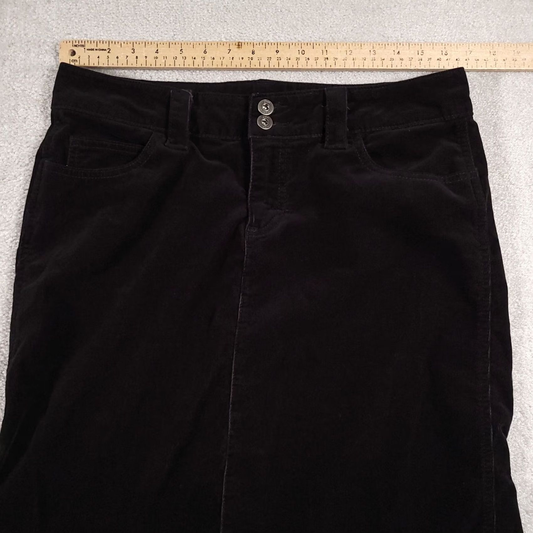 Lee Lee Copper Stretch Corduroy Midi Skirt Women's 9 Black Pockets High-Low Flare, 9, Corduroy, Midi, Black, Lee, Skirt, Women Size 30" / US 8 / IT 44 - 6 Thumbnail