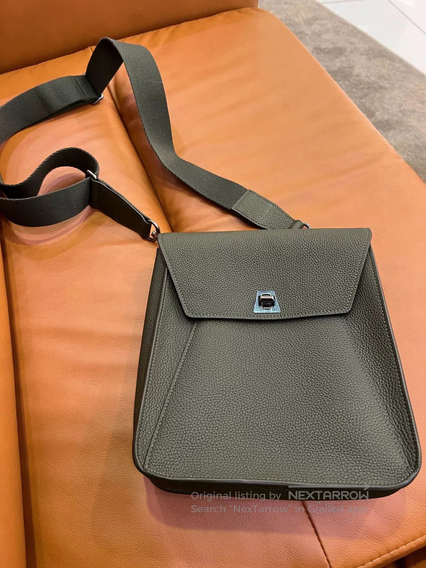 Aris Tatalovich Akris Calfskin Shoulder Bag. Size ONE SIZE - 1 Thumbnail