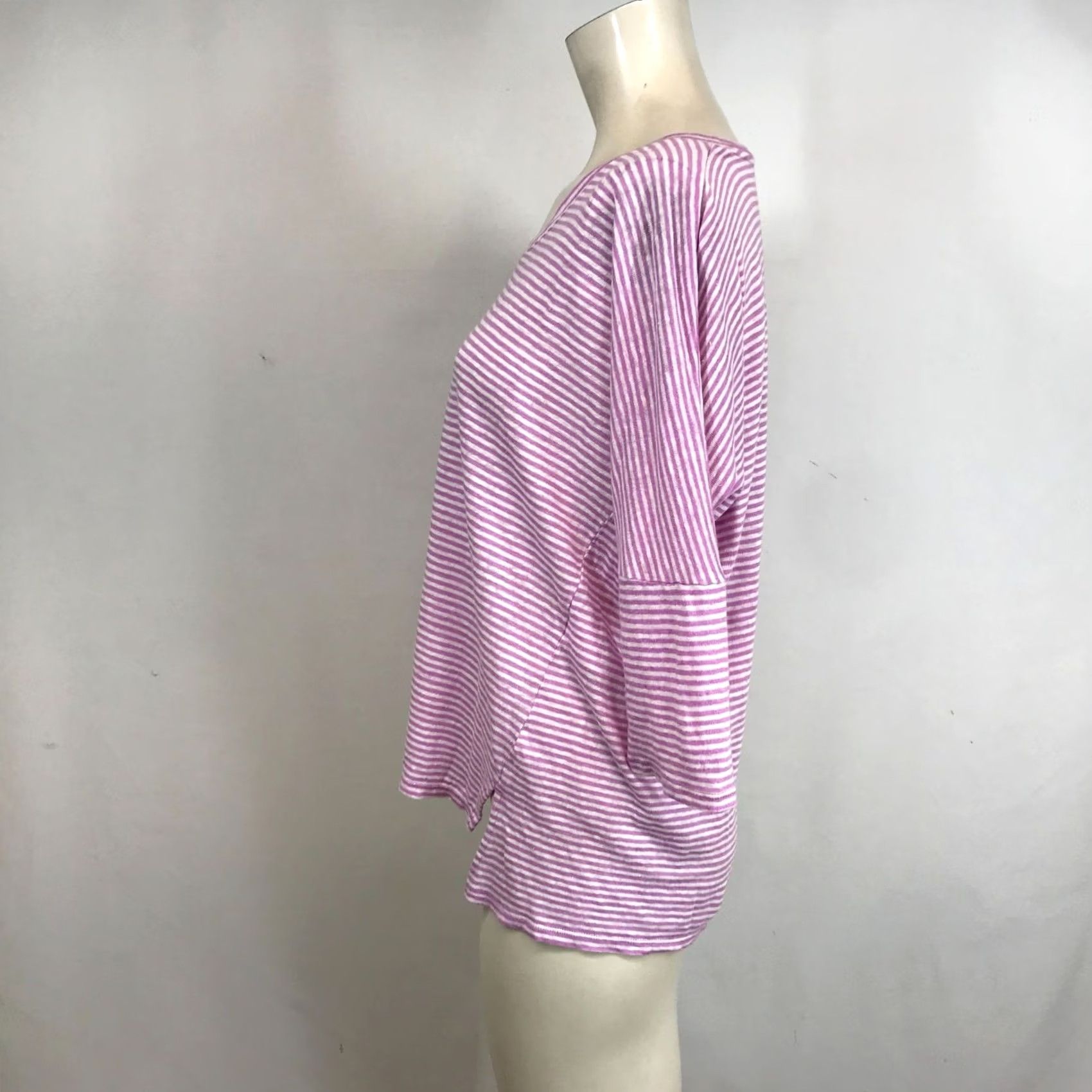 Vintage Chico's Womens Top V-Neck Linen Lavender White Stripe Size S Size S / US 4 / IT 40 - 6 Thumbnail