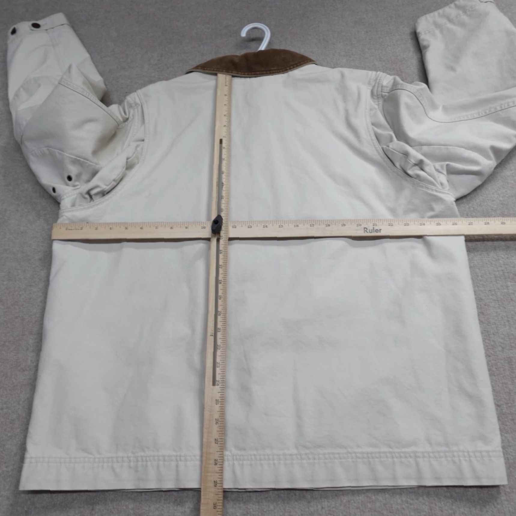 Vintage VINTAGE LL Bean Jacket XL Beige Barn Chore Lined Quilted Military Jacket Men XL Beige L.L. Bean Quilted Lined Canvas Cotton Button Mid-Length Mens Size US XL / EU 56 / 4 - 3 Thumbnail