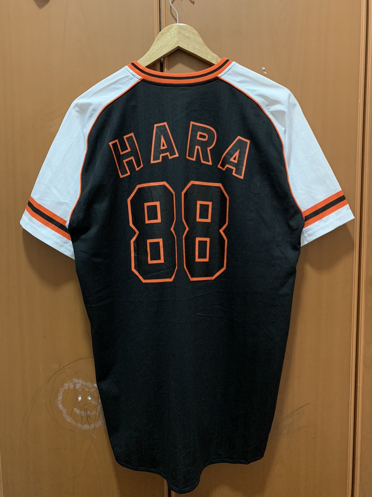 Japanese Brand Tokyo Yomiuri Giants Tatsunori Hara 88 Size US XL / EU 56 / 4 - 1 Thumbnail
