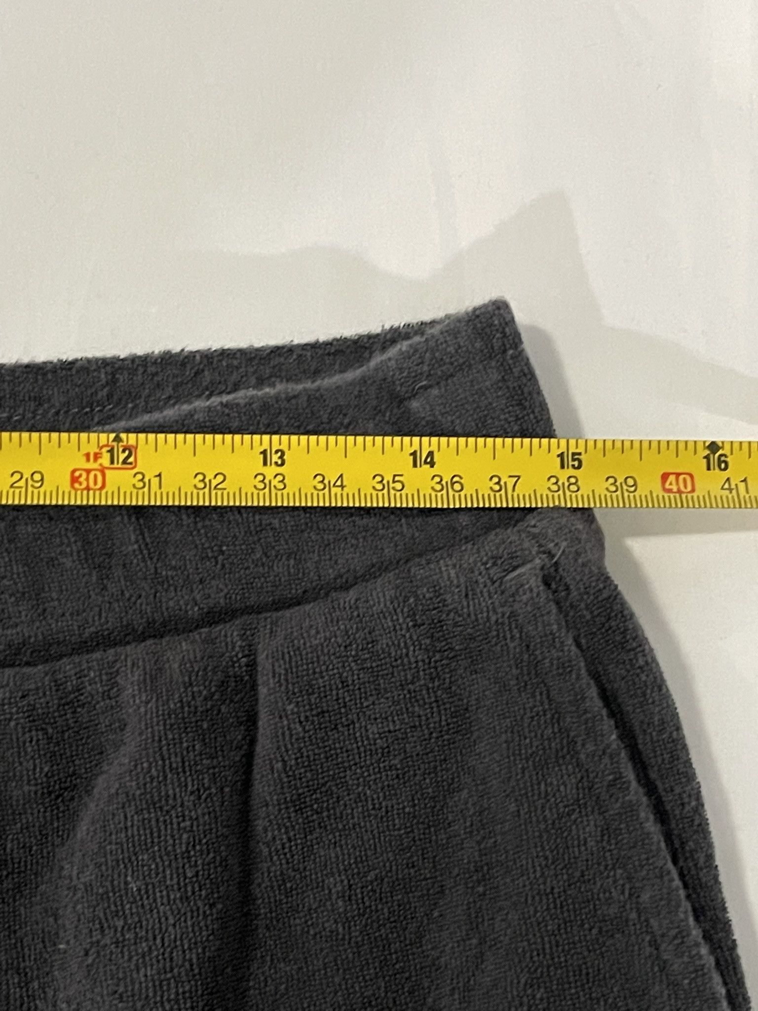 H&M H&M Black Womens Shorts With Deep 9.5 inch Pockets Size M Size 24" / US 00 / IT 34 - 2 Thumbnail