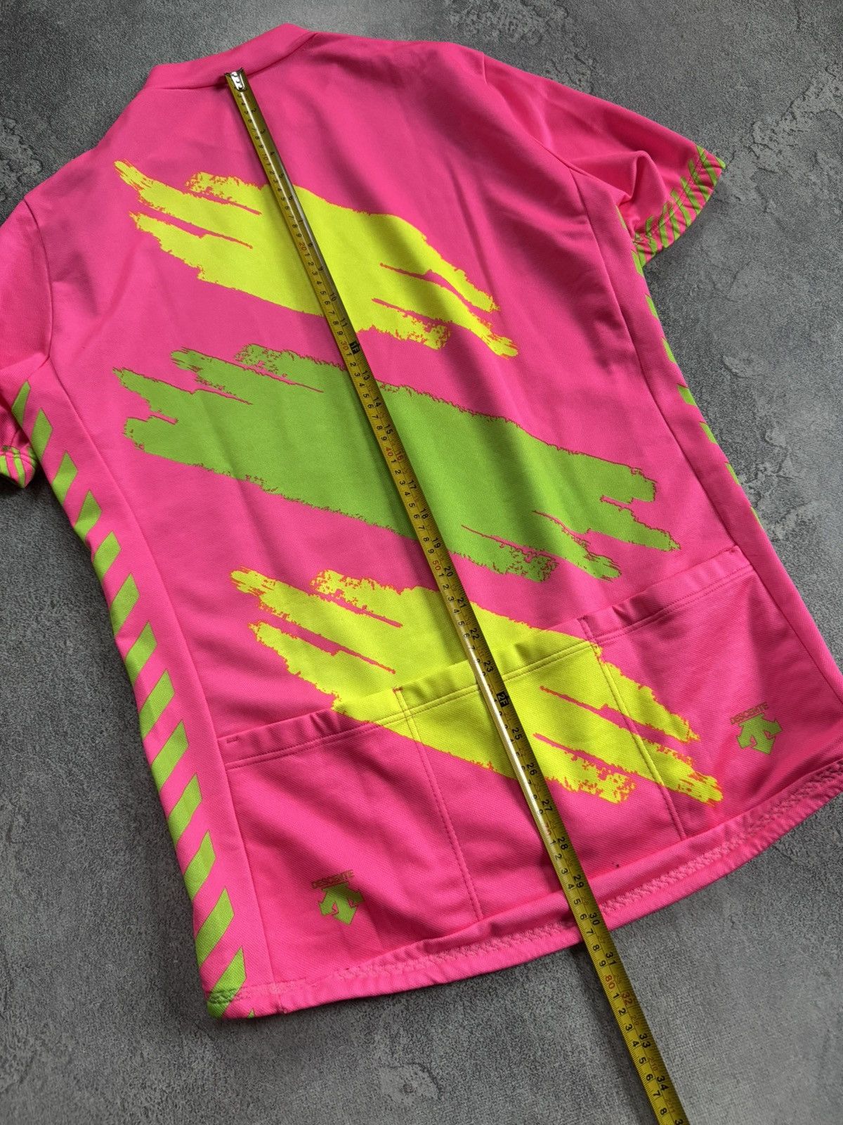 Vintage Descente XL all printed vintage cycling jersey tee T-shirt Size US XL / EU 56 / 4 - 17 Thumbnail