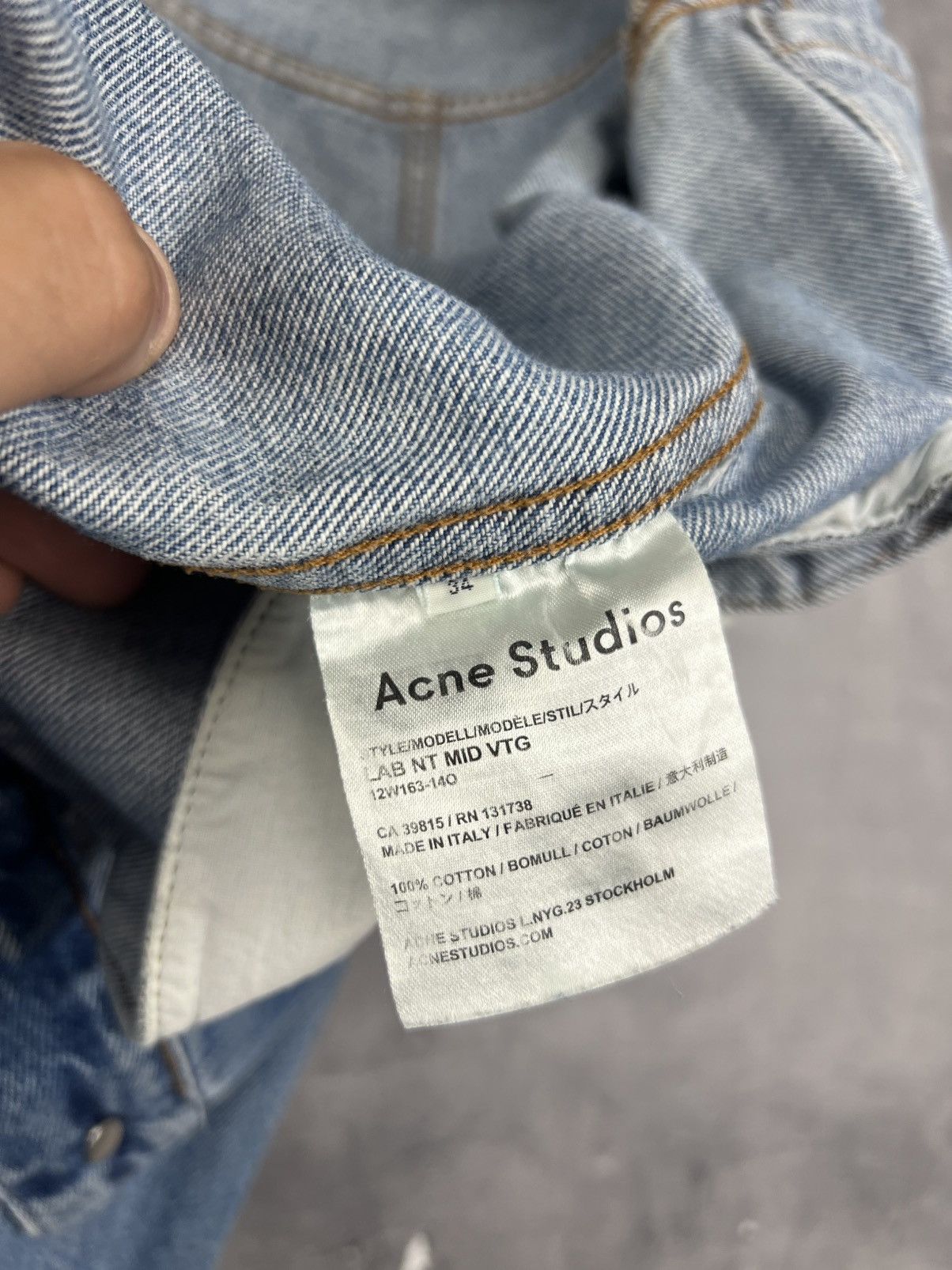 Acne Studios Acne Studios Women’s Lab Nt Mid Vtg Denim Jacket Size 34 Size XXS / US 00 / IT 34 - 19 Thumbnail