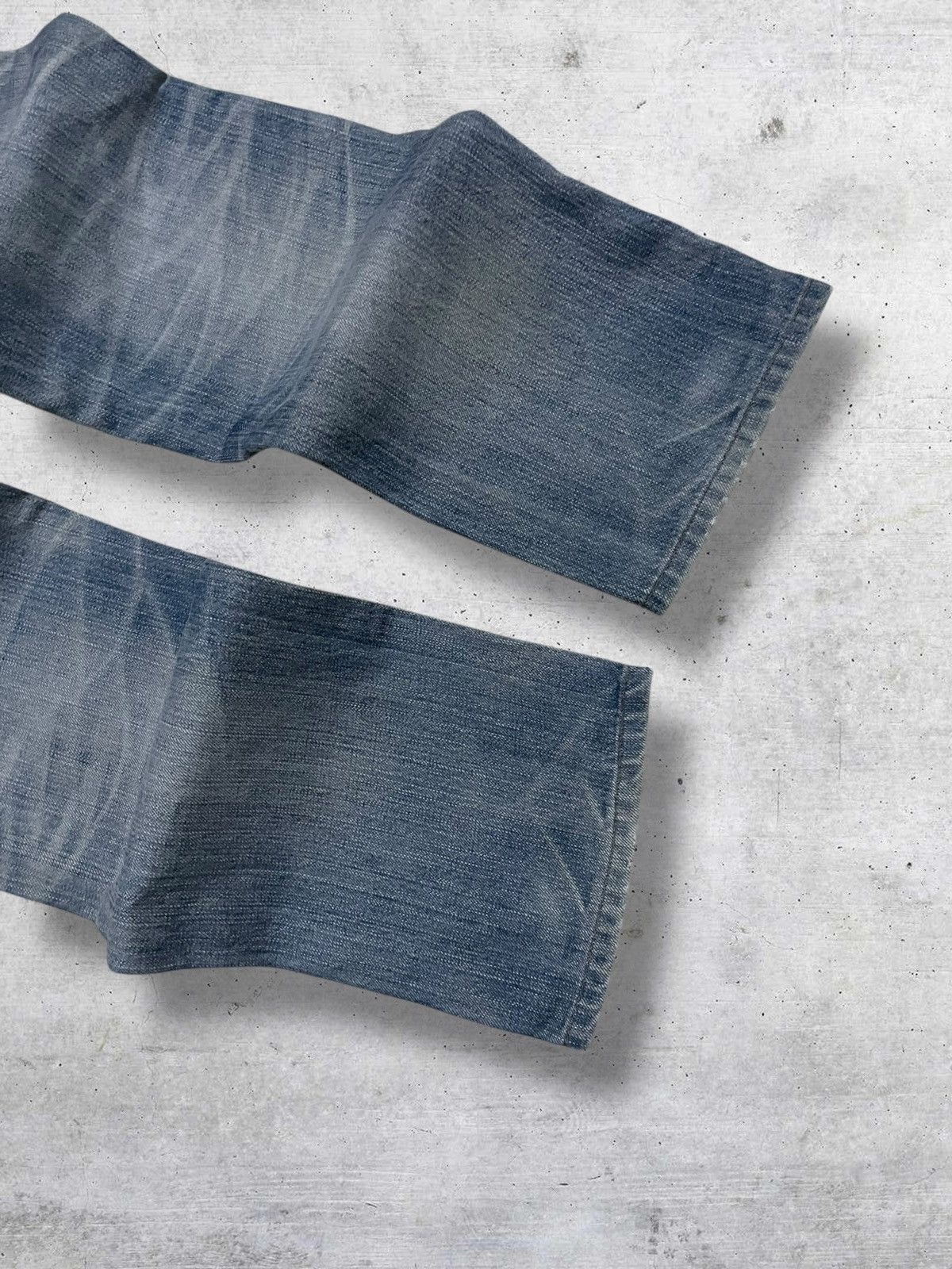 Levi's Vintage Clothing VINTAGE 504 LEVIS USA DESIGNER 90S RIPPED OG STYLE DENIM Size US 30 / EU 46 - 13 Thumbnail