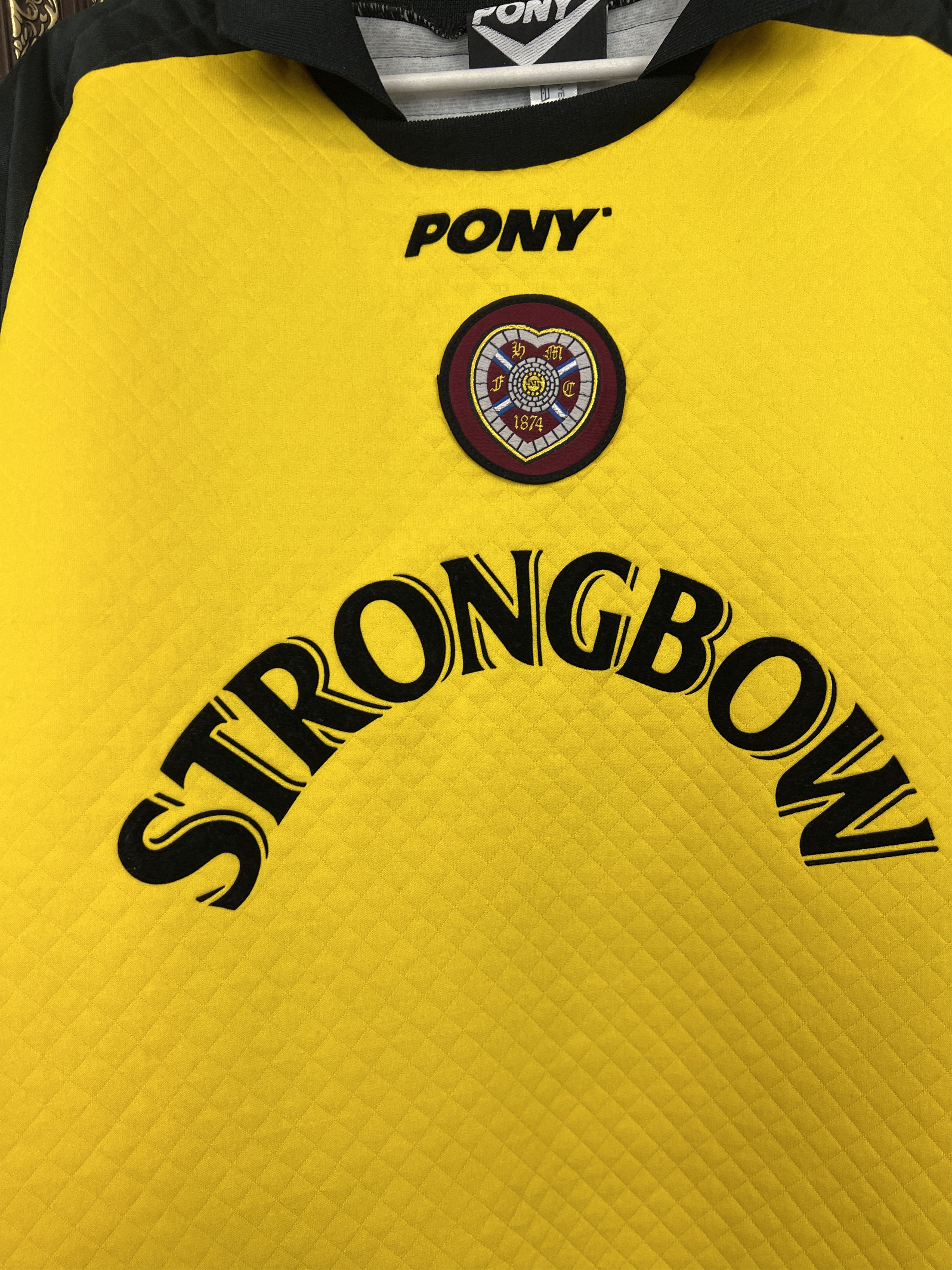 Vintage Heart Of Midlothian Goalkeeper football shirt 1996 Tee Hype Size US L / EU 52-54 / 3 - 3 Thumbnail