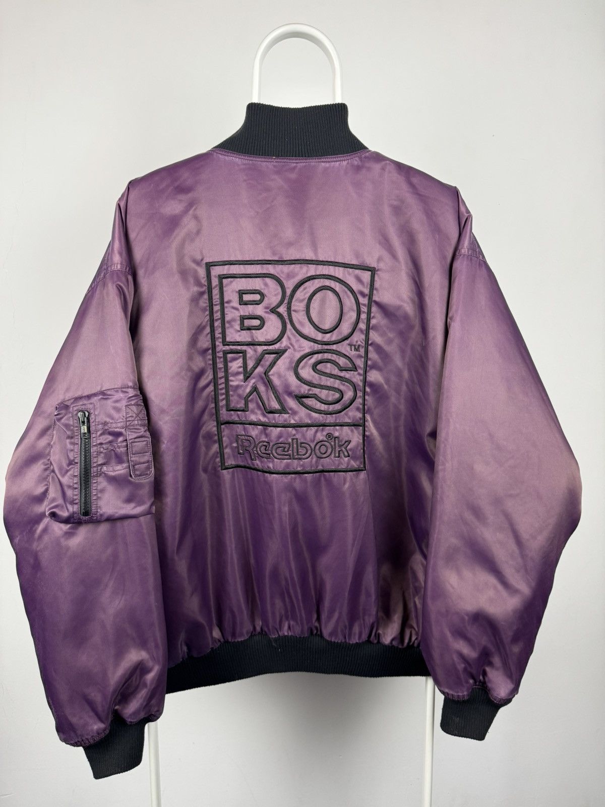 Reebok Vintage Reebok BOKS Big Logo Oversized Bomber Jacket Size US L / EU 52-54 / 3 - 1 Thumbnail