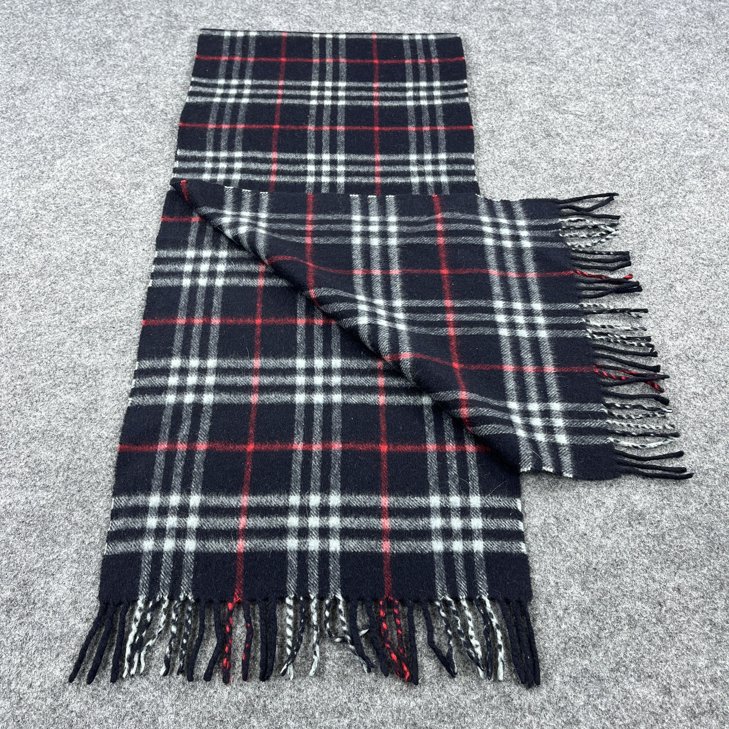Burberry Burberrys Scarf / Muffler / Neckwear K060 Size ONE SIZE - 4 Thumbnail