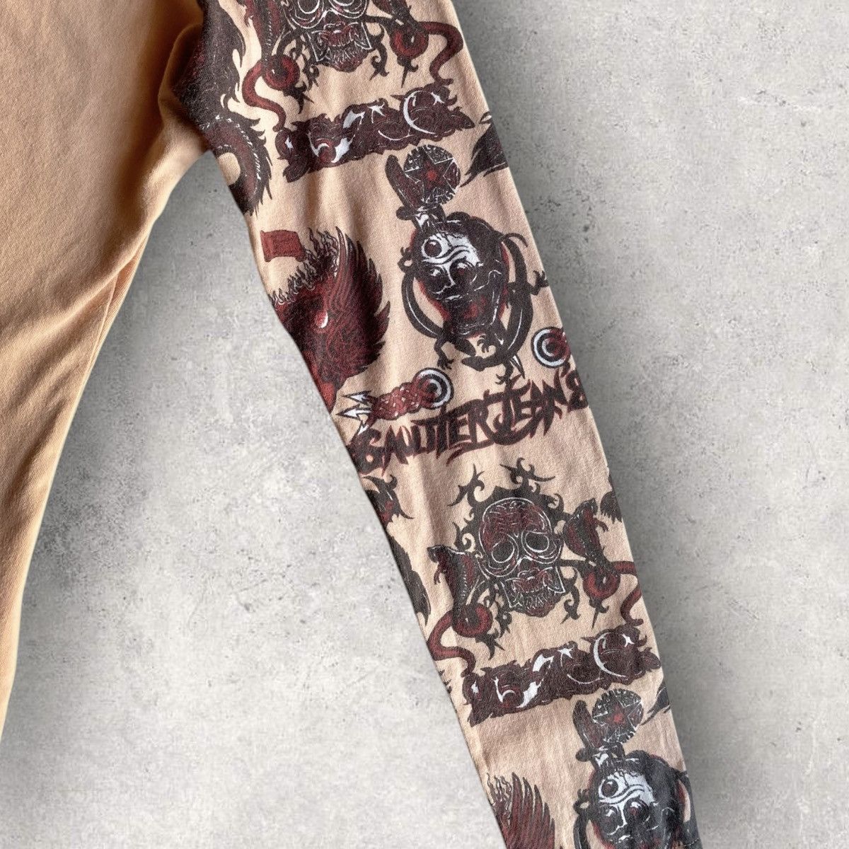 Jean Paul Gaultier Dragon Tribal Sleeve Square Neck L/S Size M / US 6-8 / IT 42-44 - 6 Thumbnail