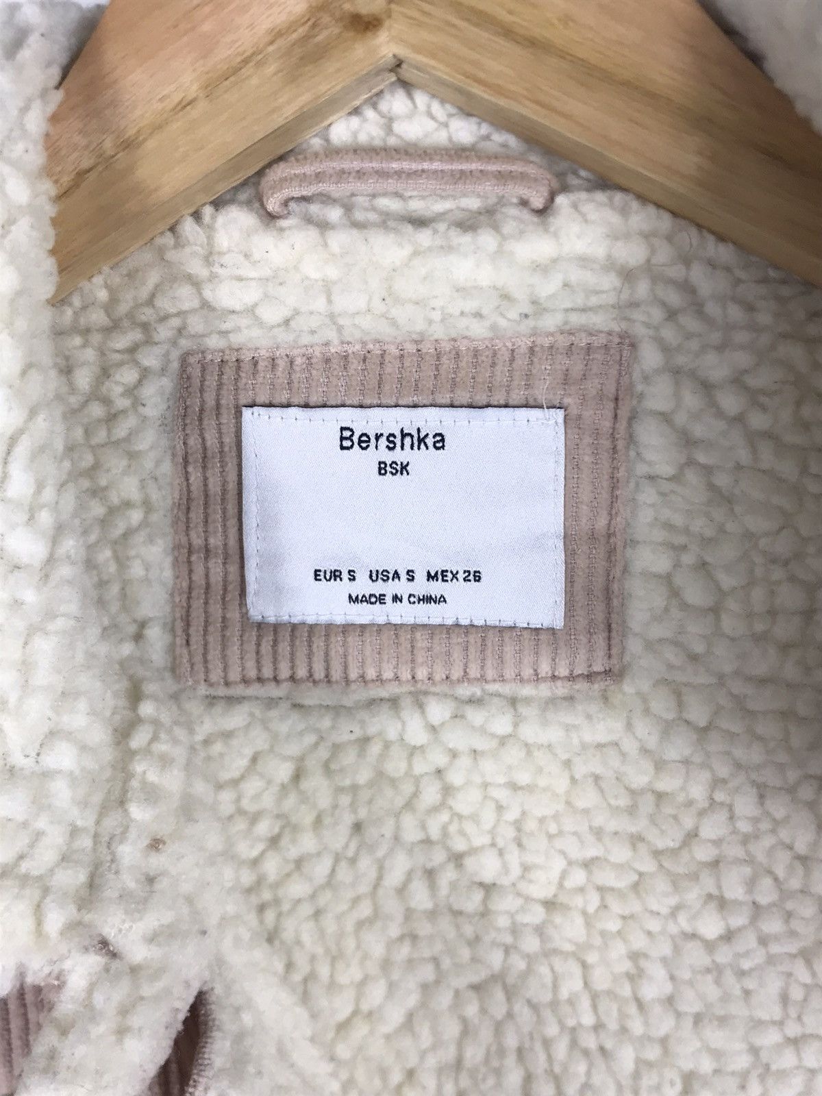 Bershka 🔥Bershka Corduroy Sherpa In Side Trucker Jacket Size US S / EU 44-46 / 1 - 10 Thumbnail