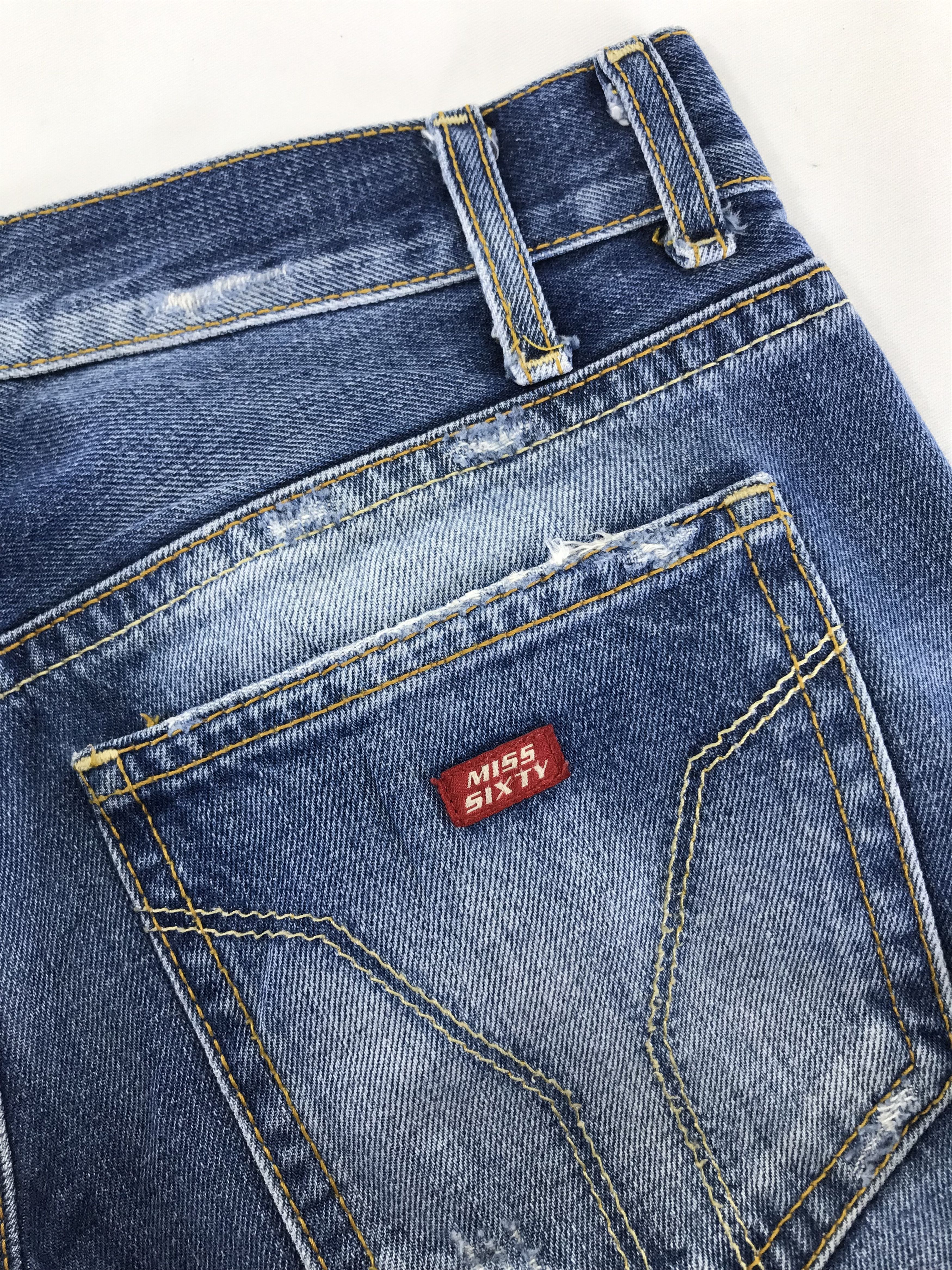 Miss Sixty Vintage Miss Sixty Flare Jeans Size 28" / US 6 / IT 42 - 14 Thumbnail