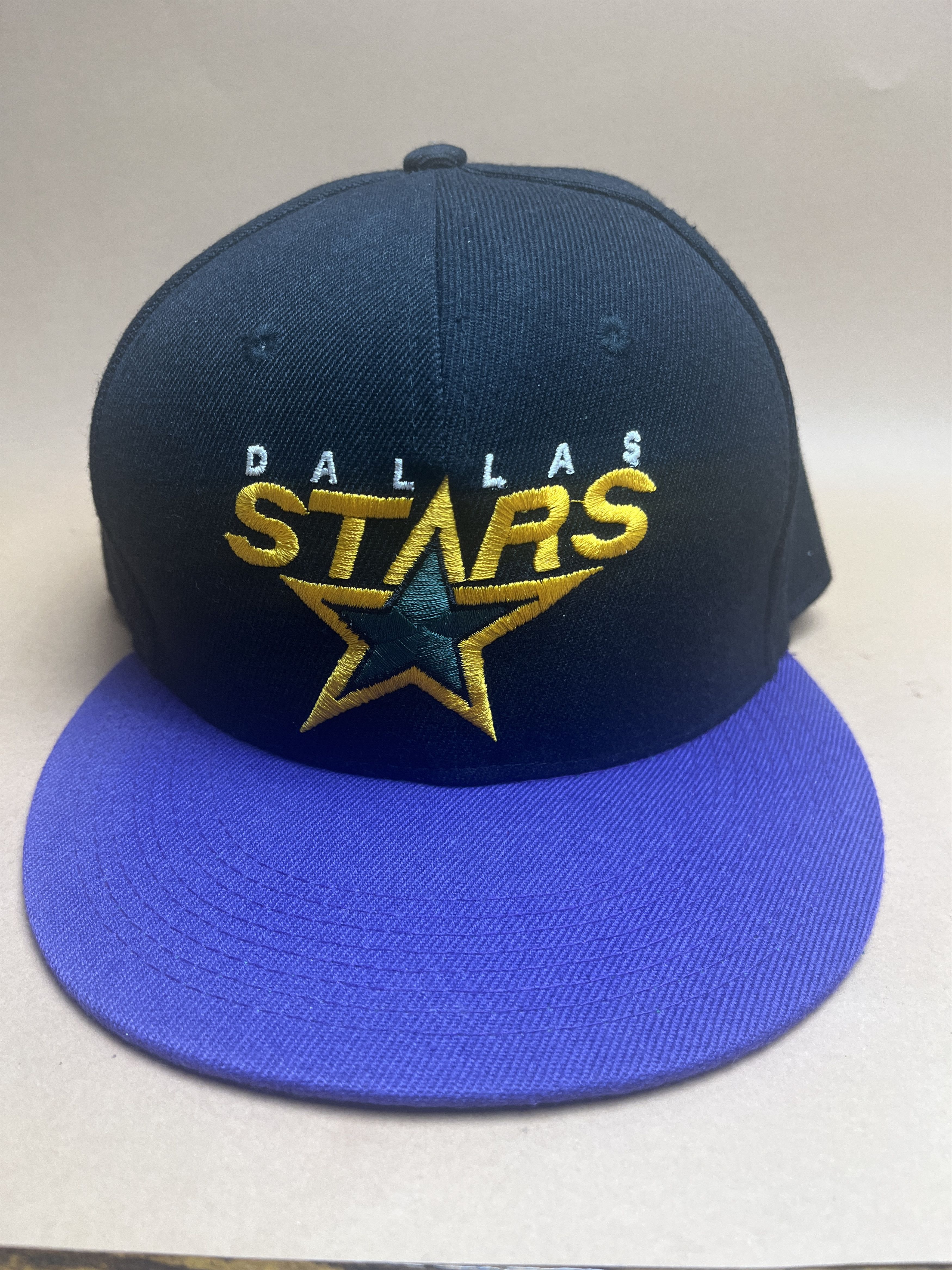 Other Vintage 90s Dallas Stars Snapback (TO$∆ / Purple Brim) Size ONE SIZE - 7 Thumbnail